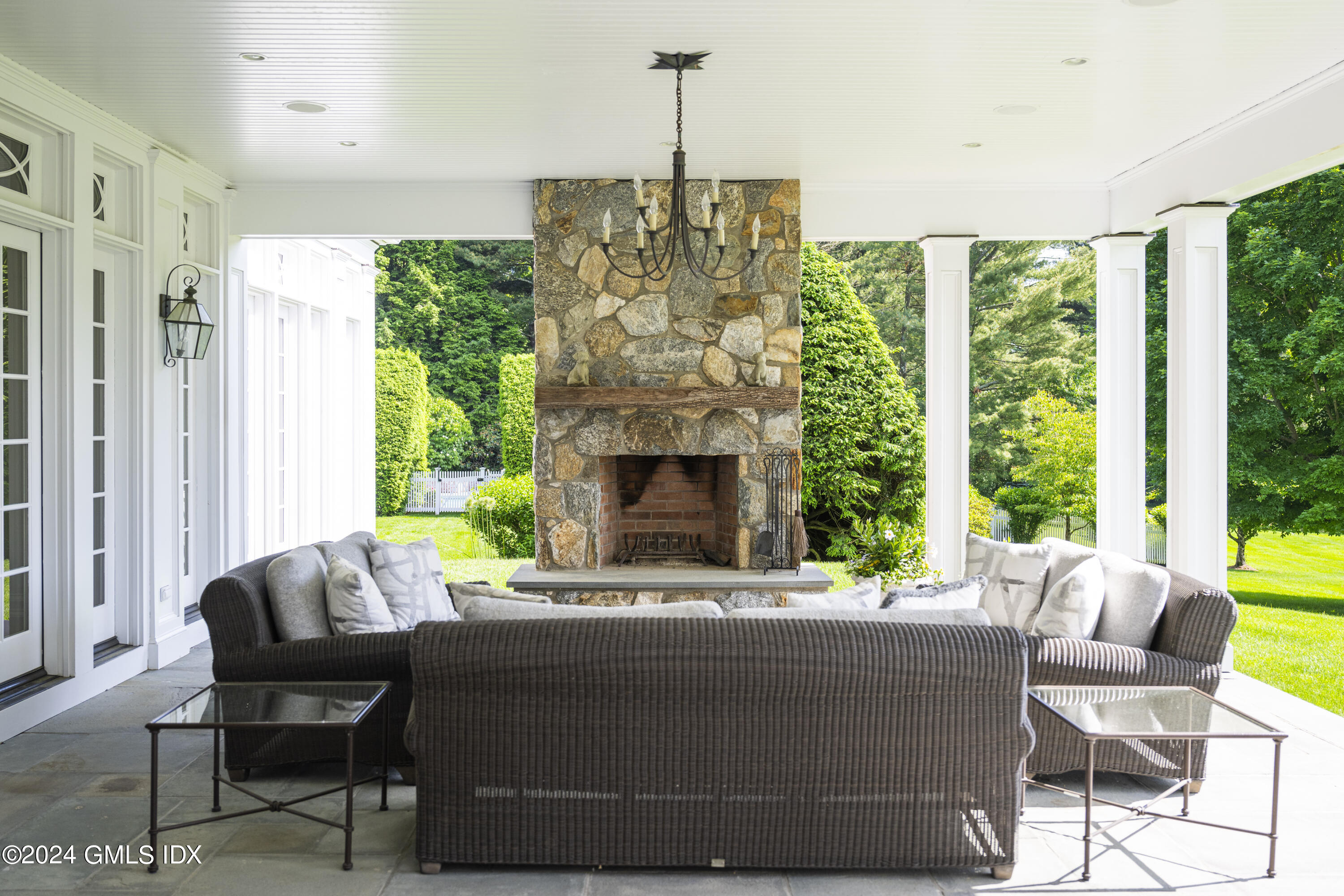 865 HOLLOW TREE RIDGE Road