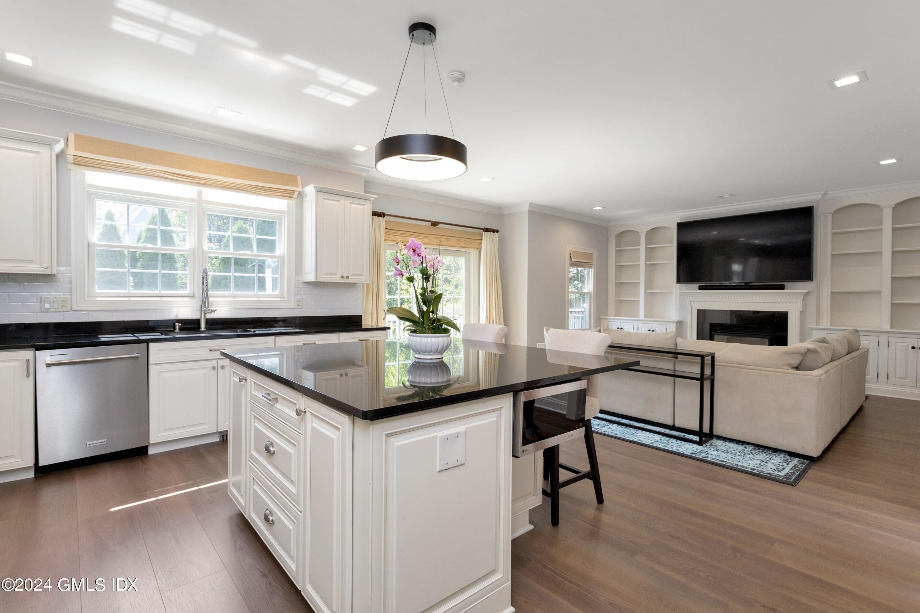 59 LE GRANDE Avenue, 15