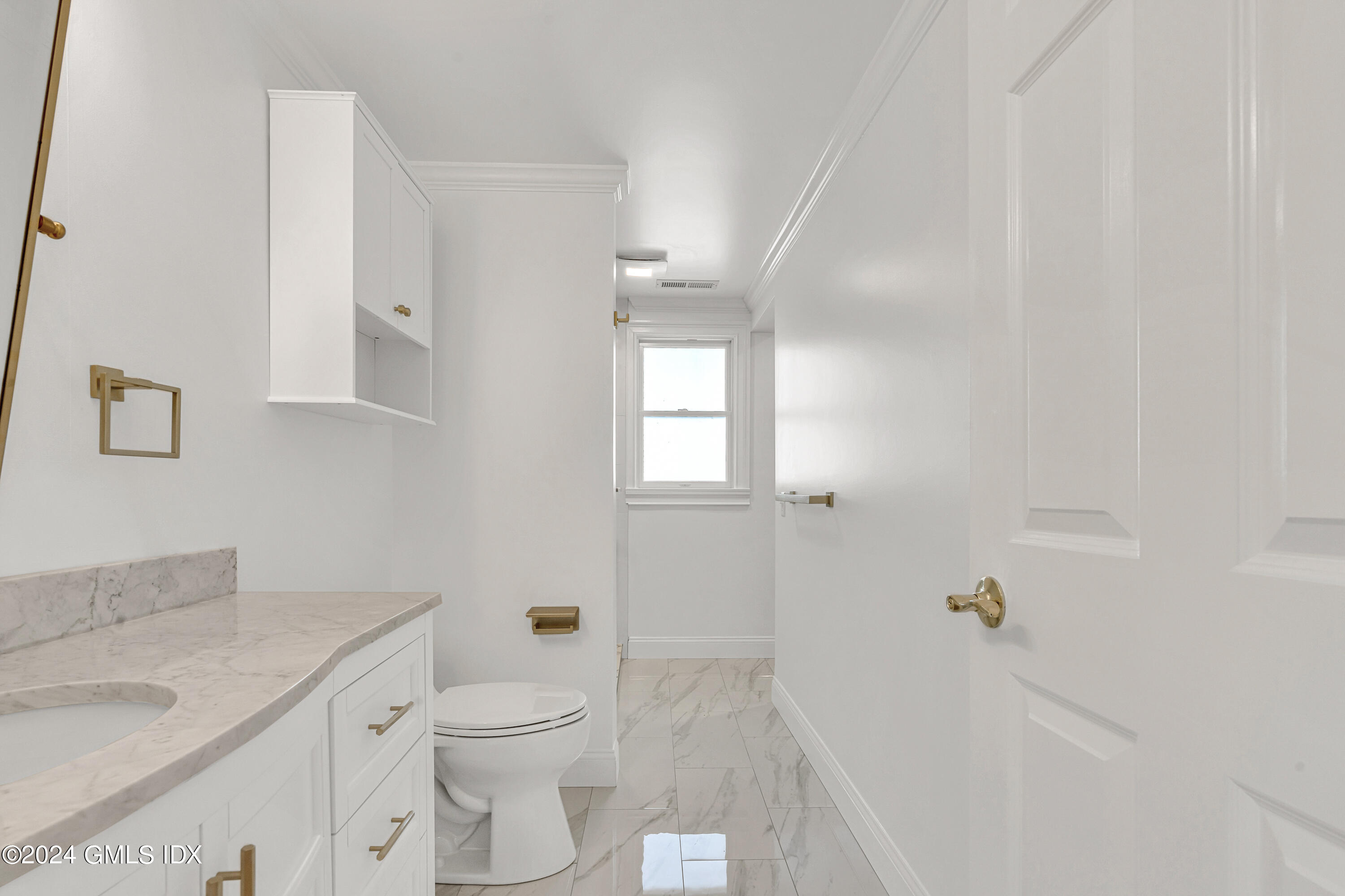 72 Oak Ridge Street, 2