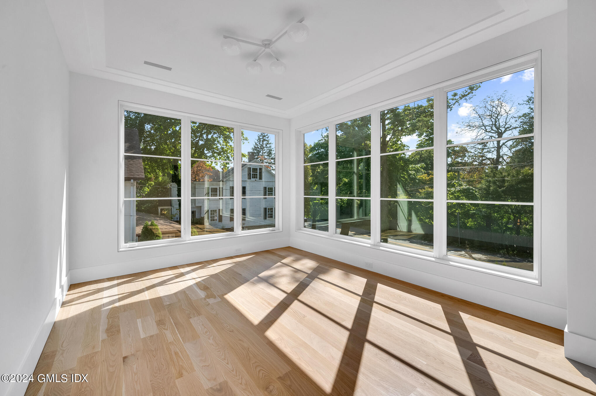 161 Lake Avenue Avenue