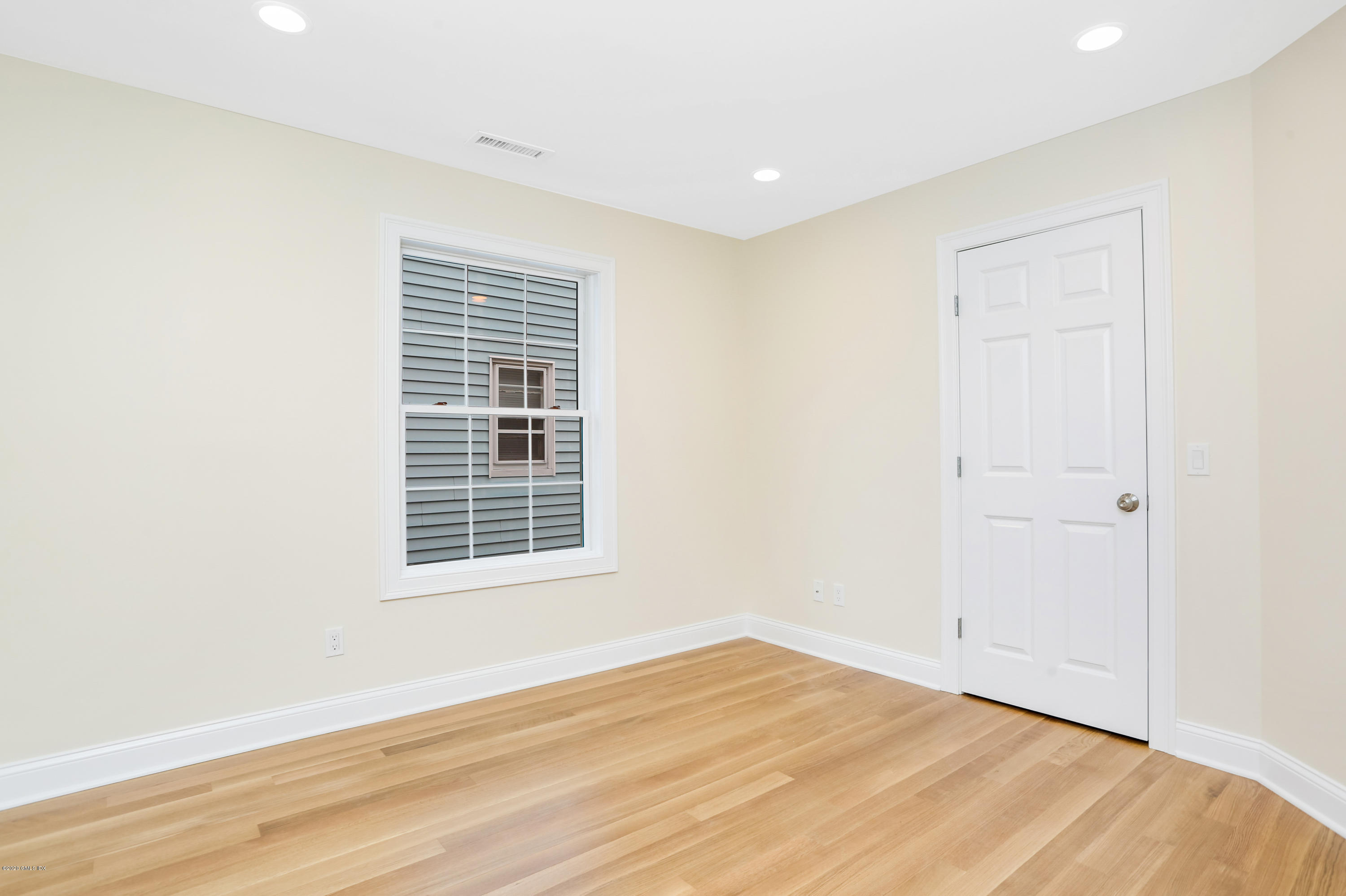 81 Cos Cob Avenue Unit: B