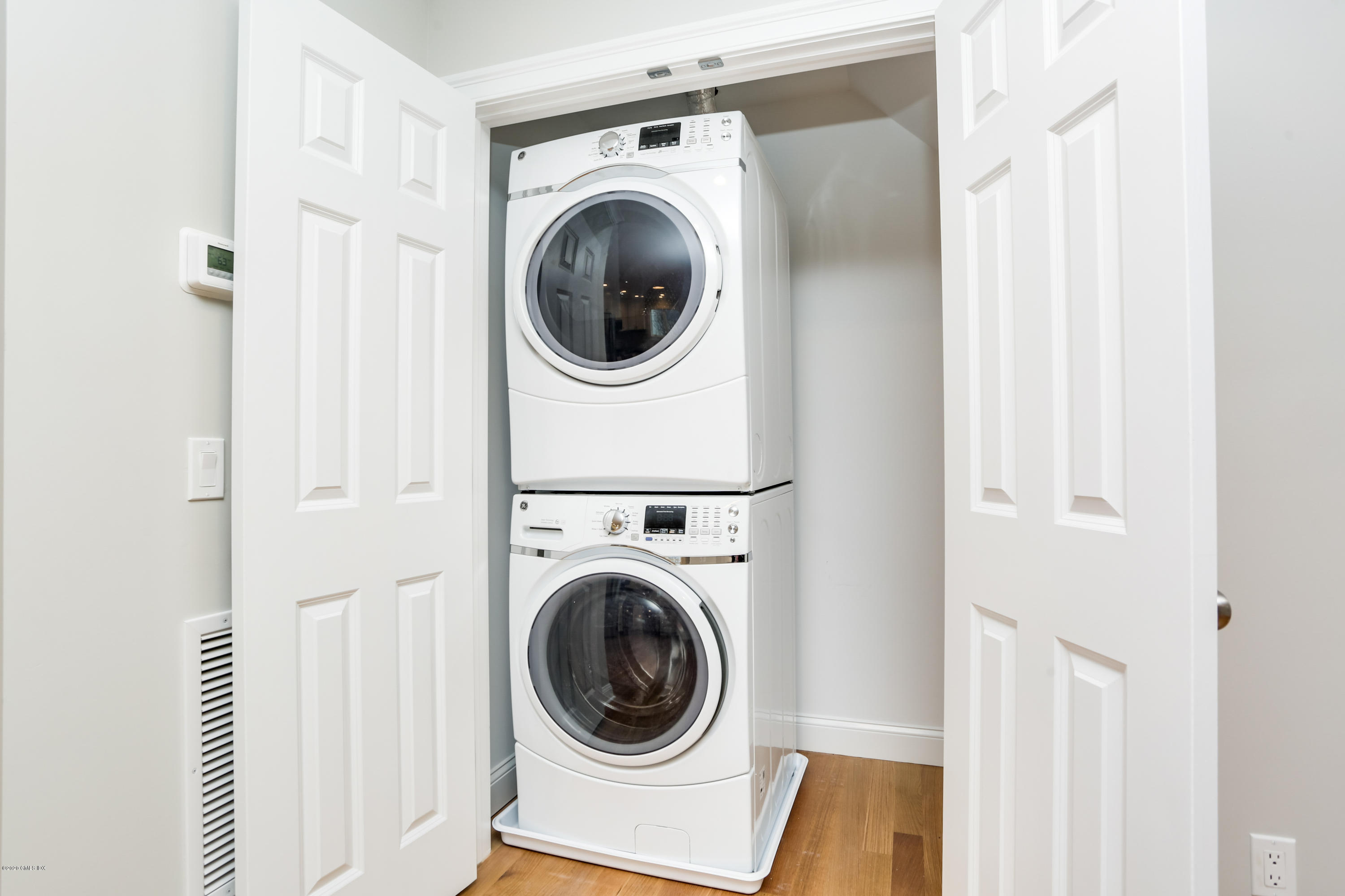 81 Cos Cob Avenue Unit: B