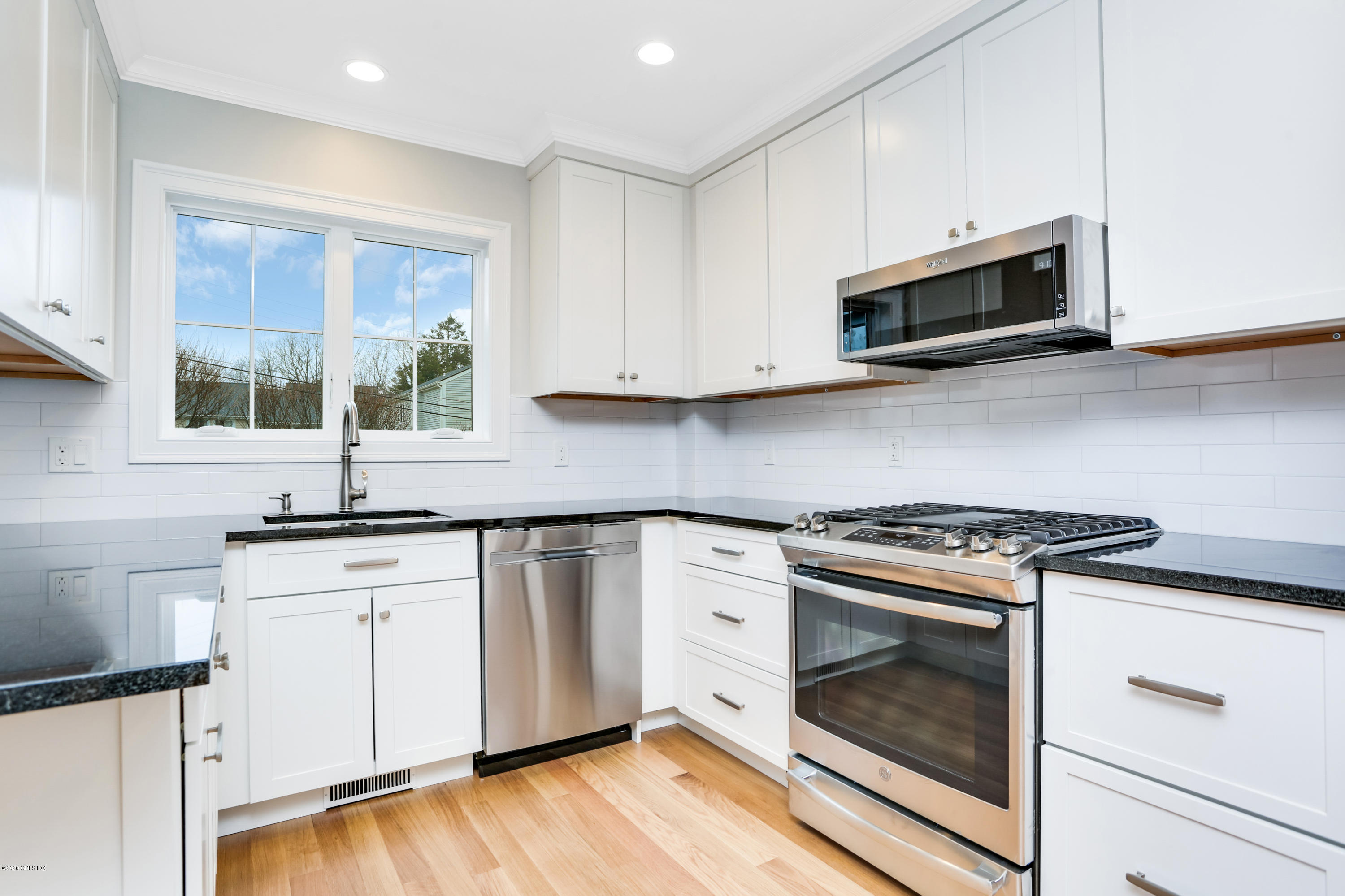 81 Cos Cob Avenue Unit: B