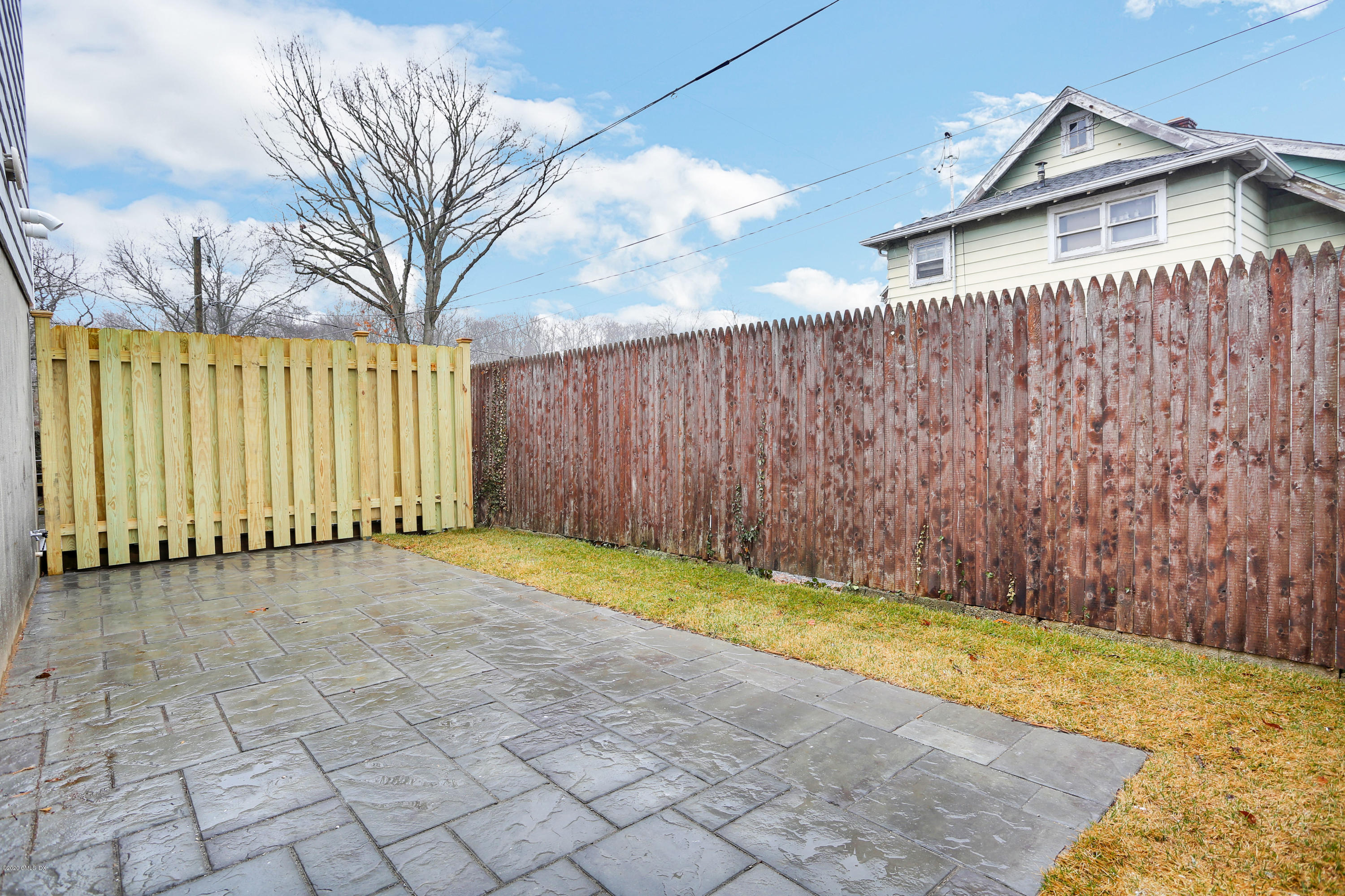 81 Cos Cob Avenue Unit: B