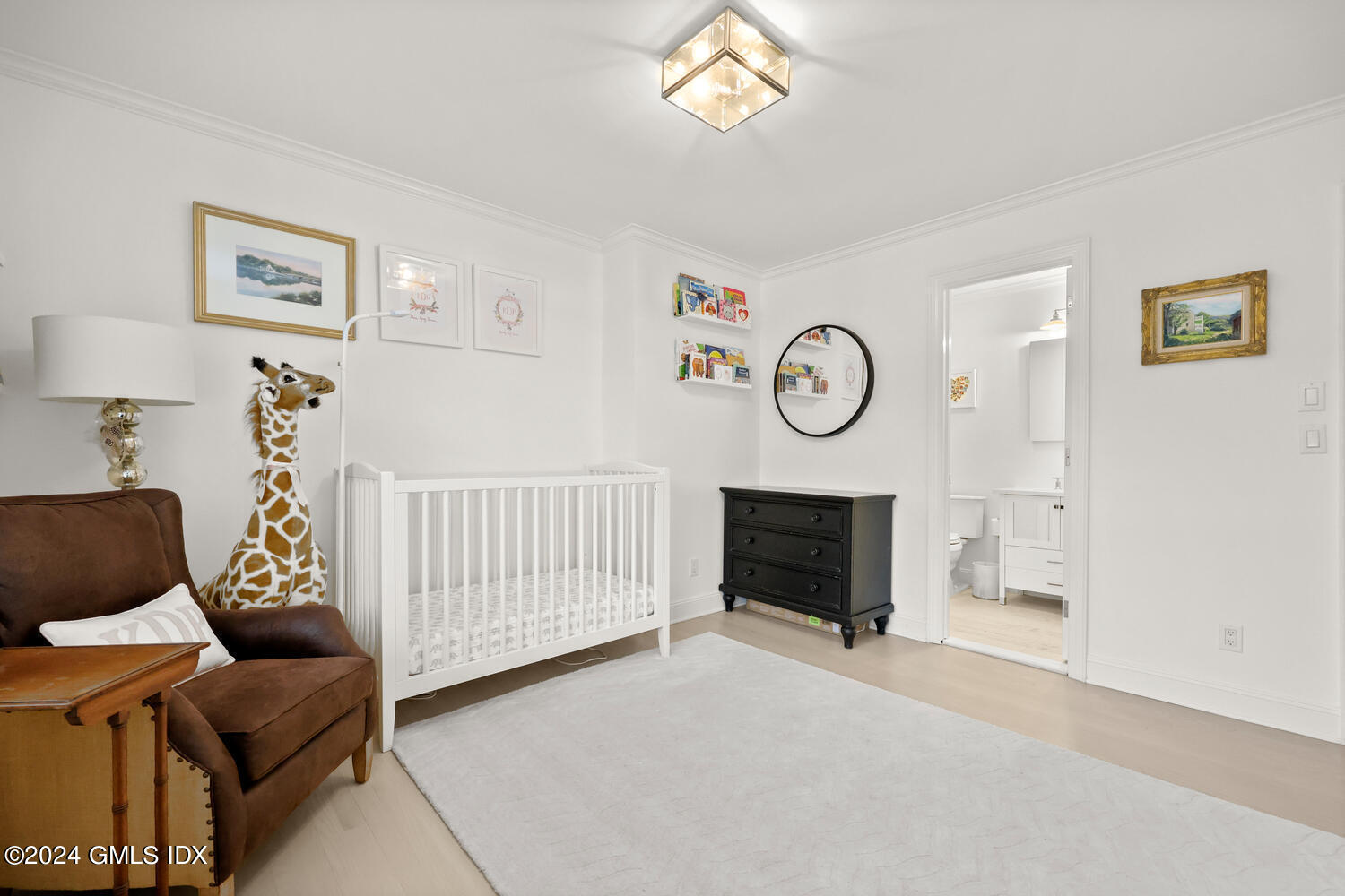 56 SHERWOOD Place, 9