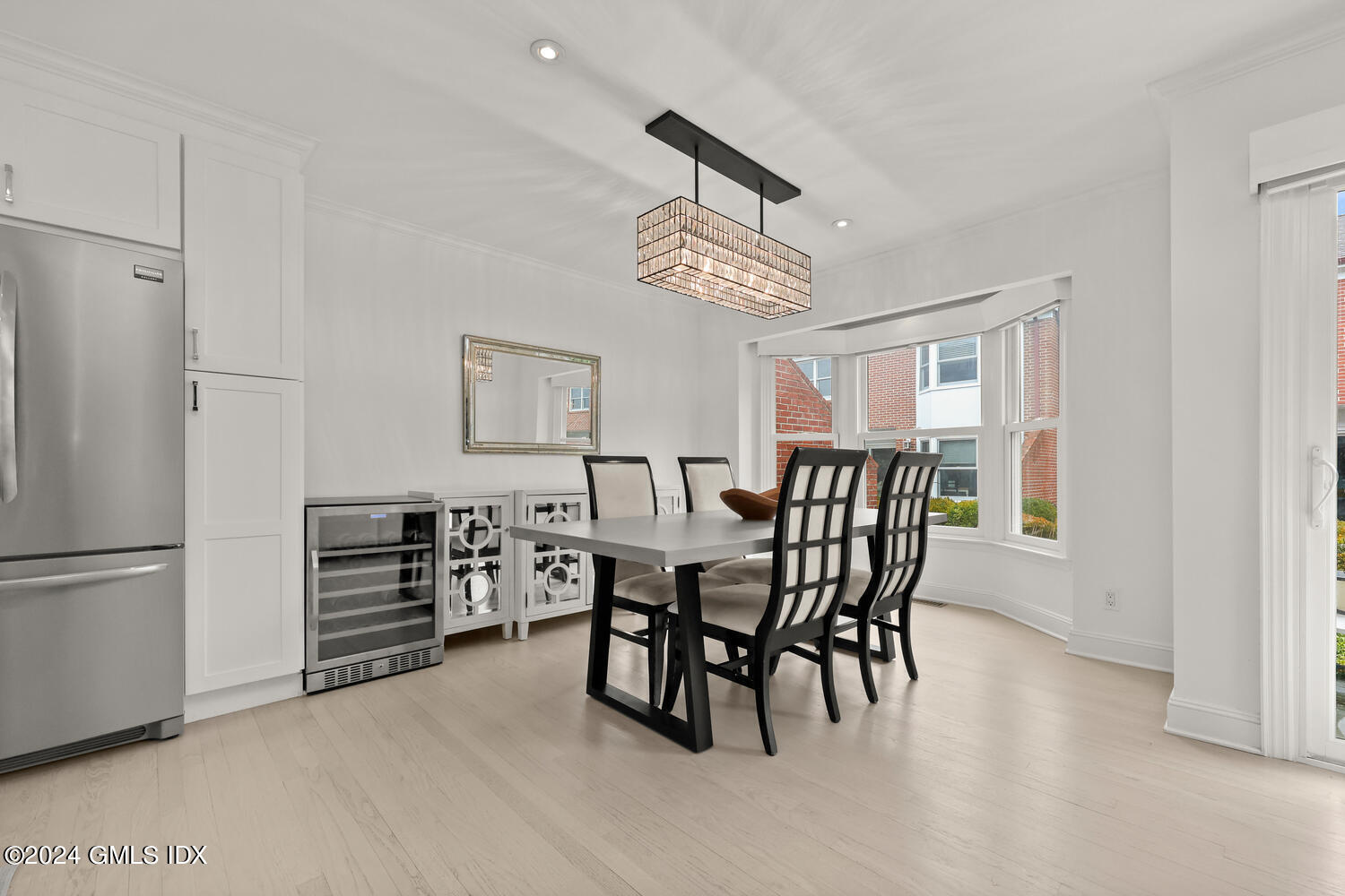 56 SHERWOOD Place, 9