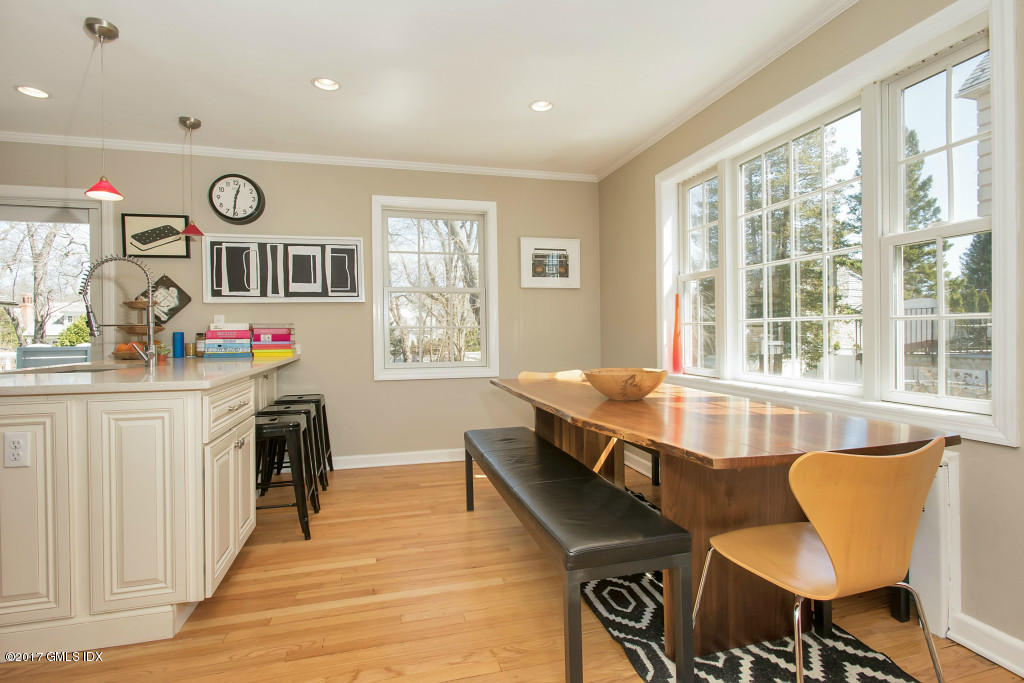 330 SOUND BEACH Avenue