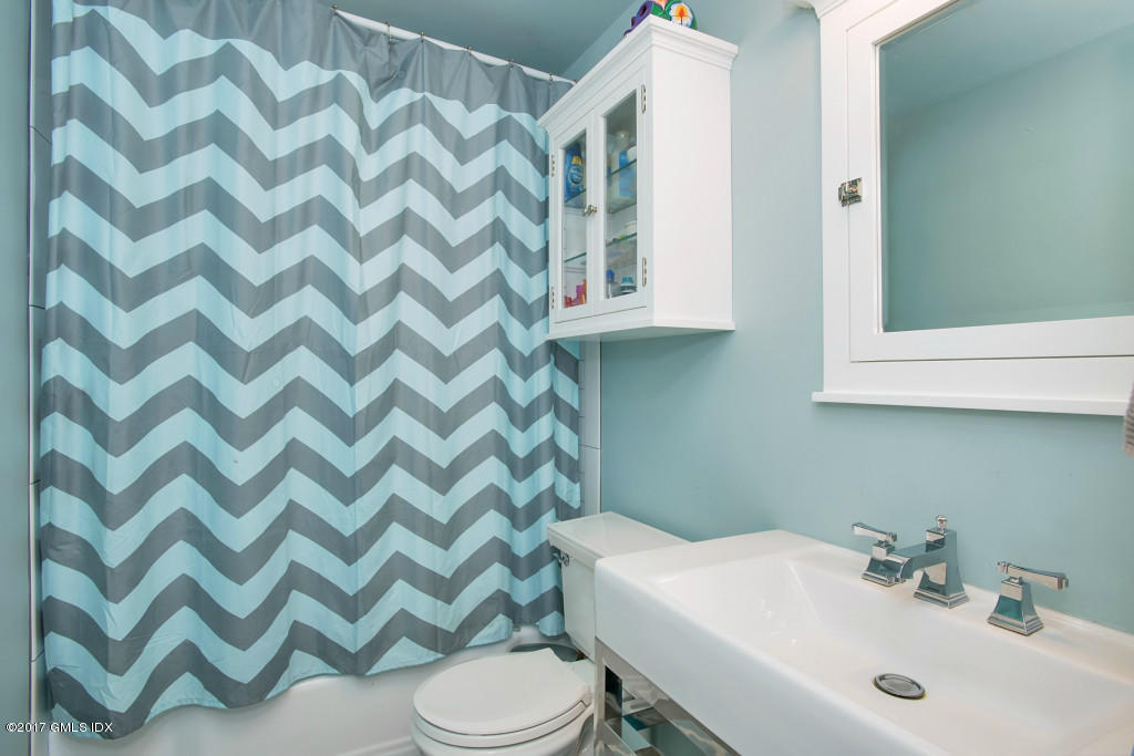 330 SOUND BEACH Avenue