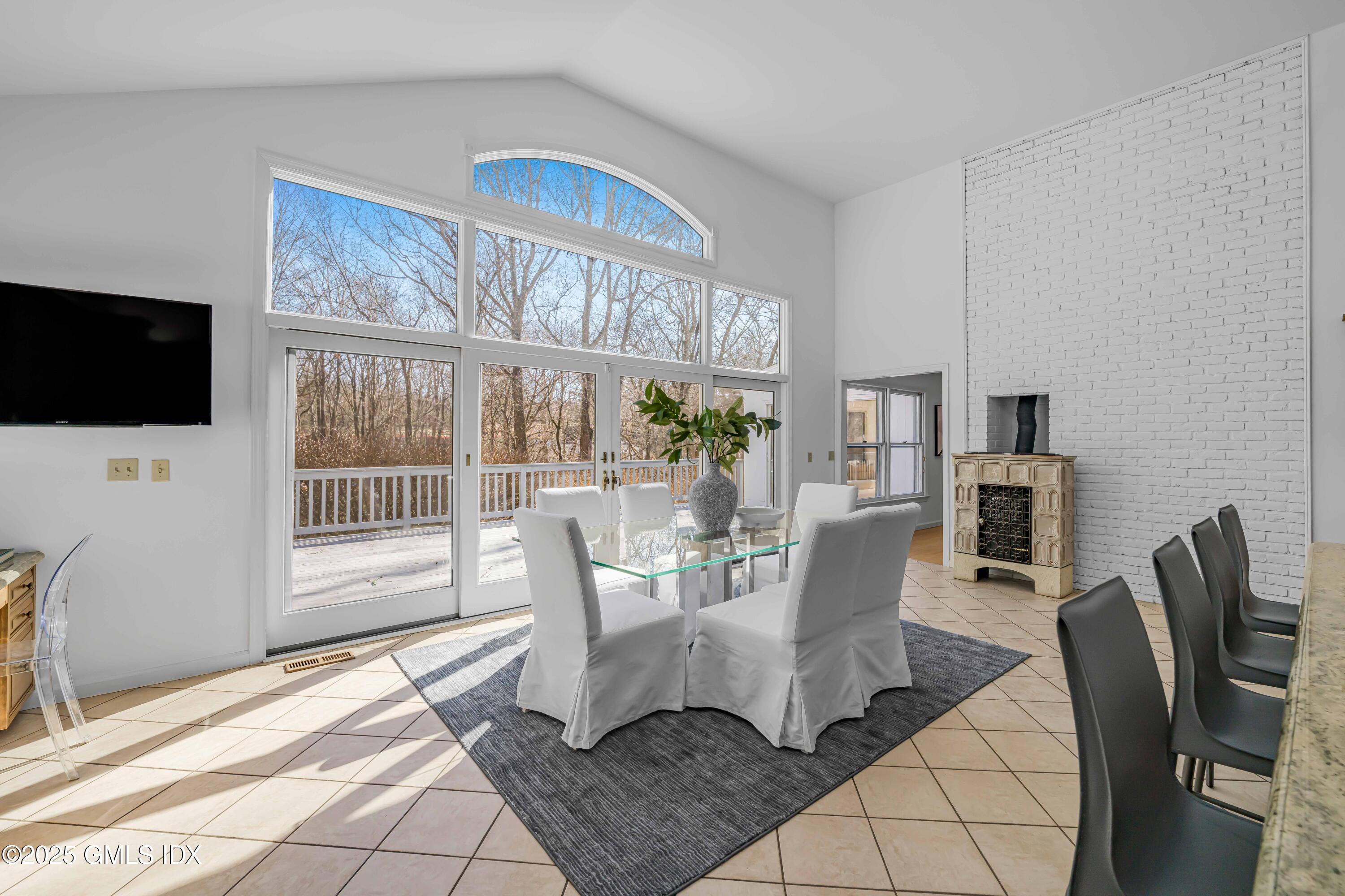 25 STEPPING STONE Lane