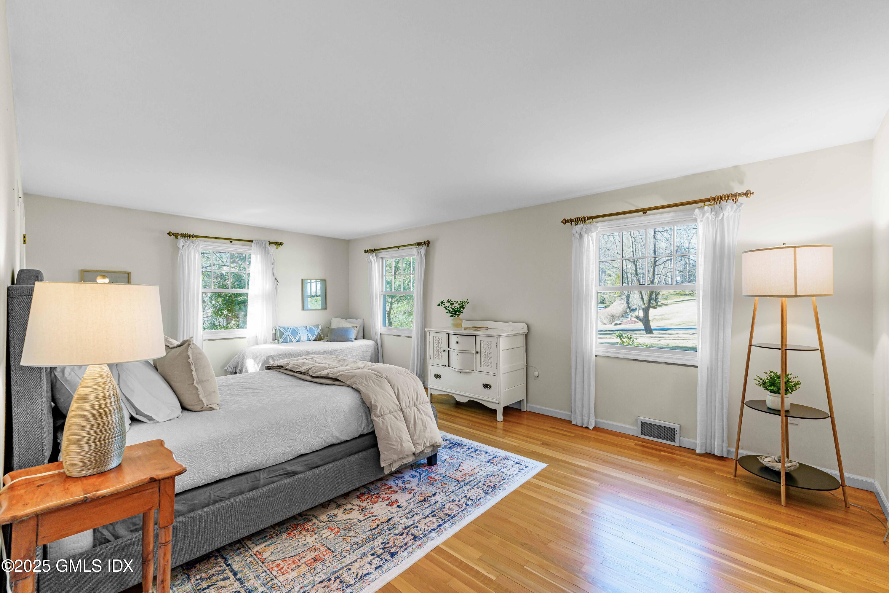 25 STEPPING STONE Lane