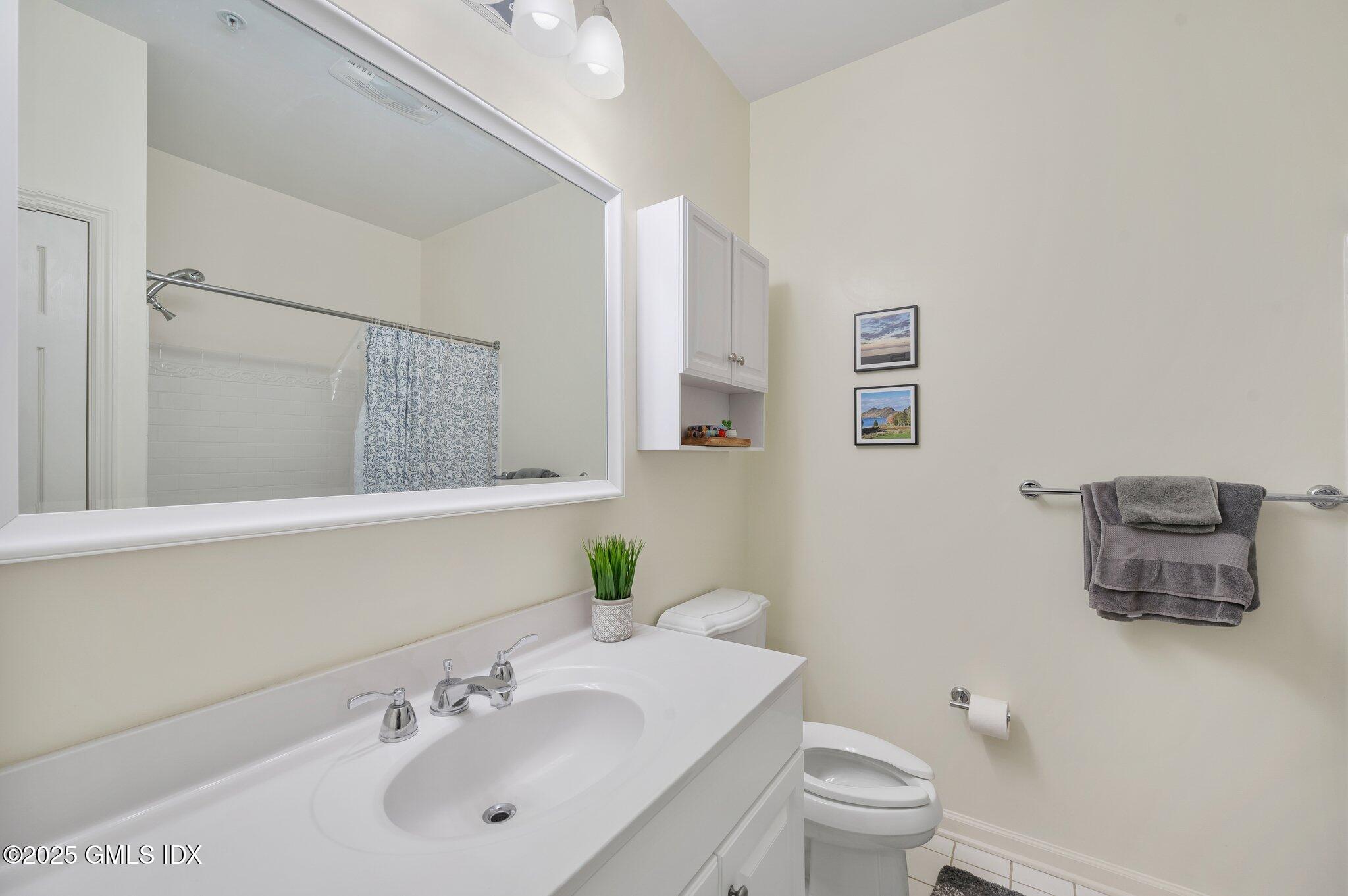 25 Adams Avenue, 114