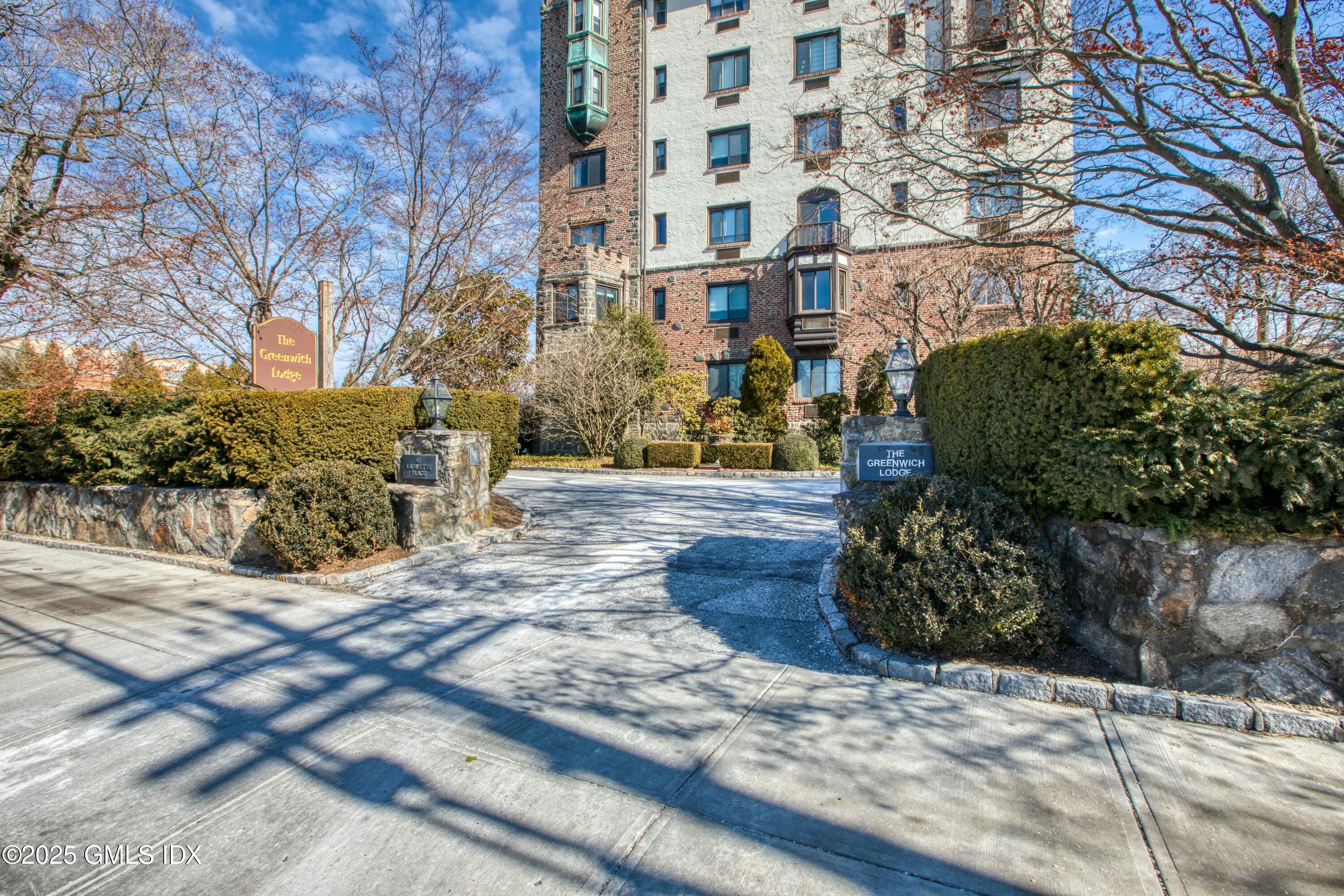 47 Lafayette Place, 3J