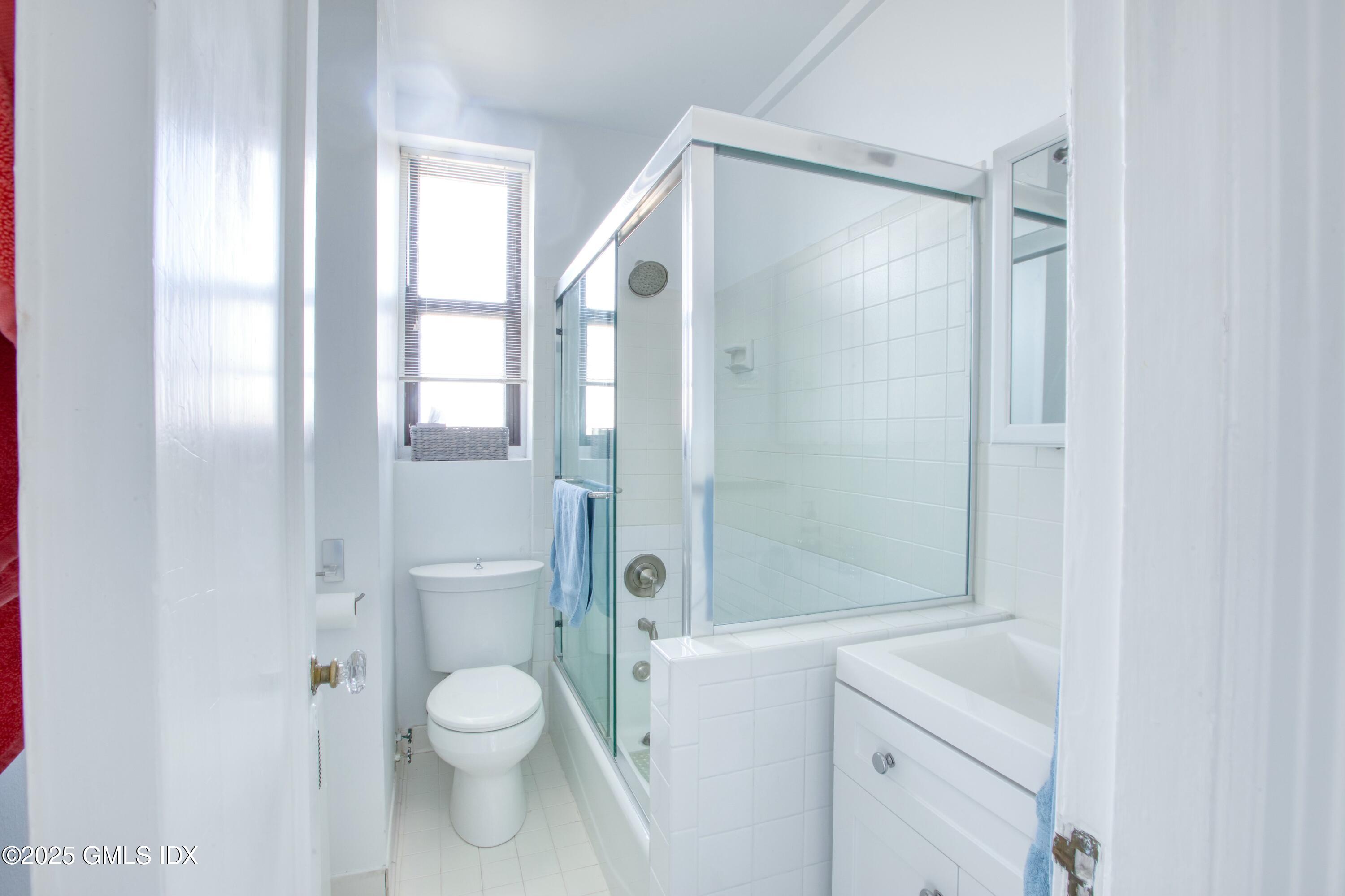 47 Lafayette Place, 3J