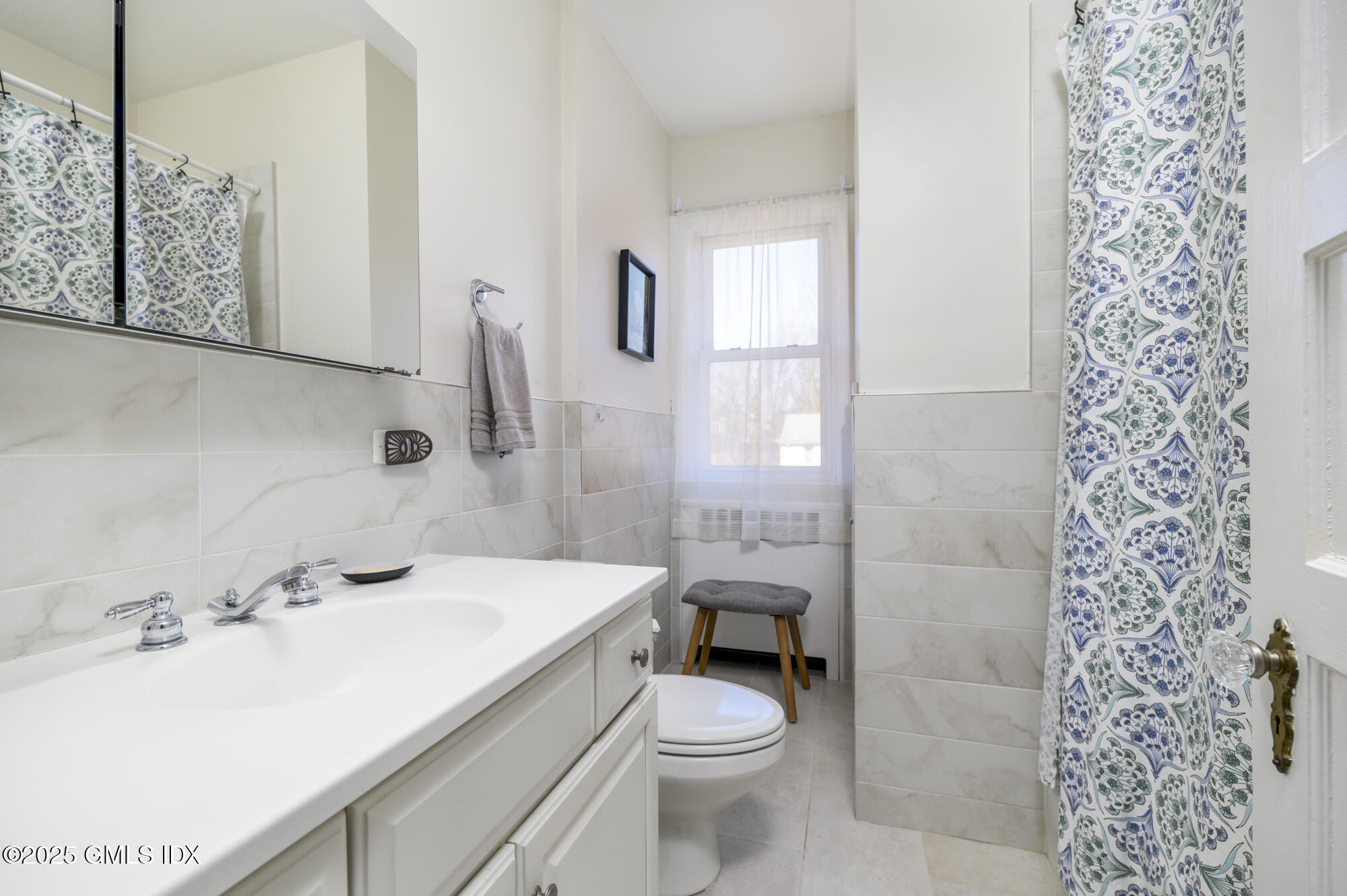 14 Byram Shore Road, 2