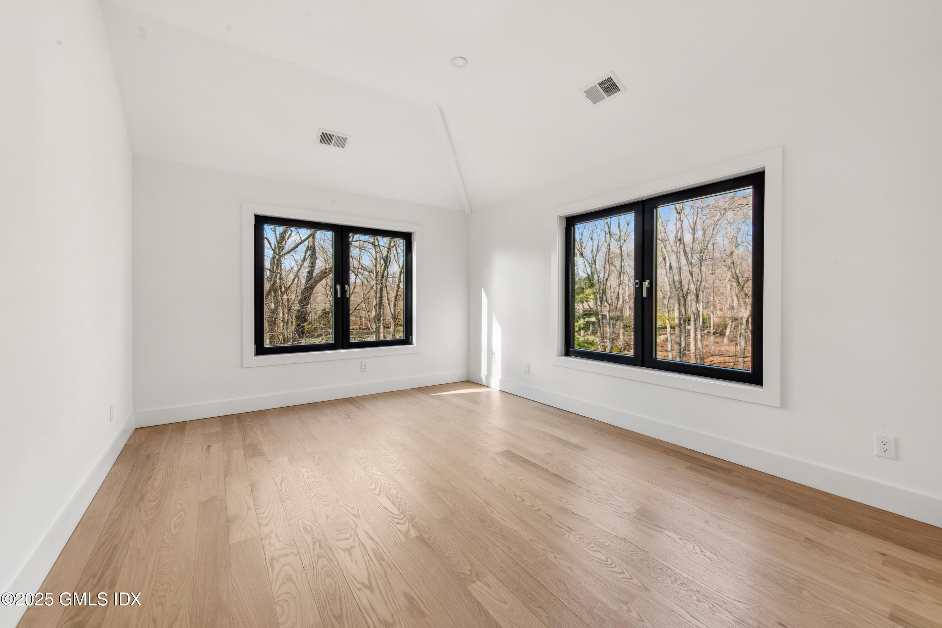 34 Thunder Mountain Road