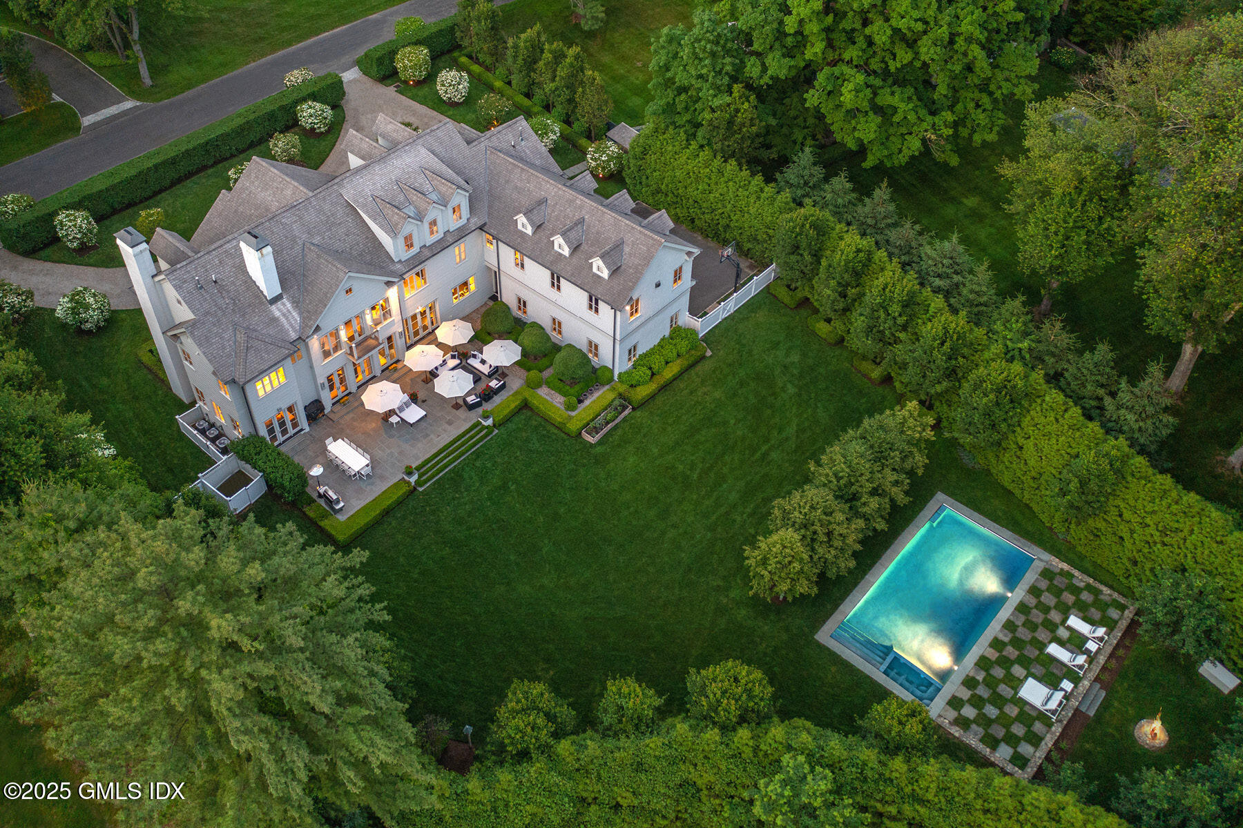 19 Old Hill Farms Road