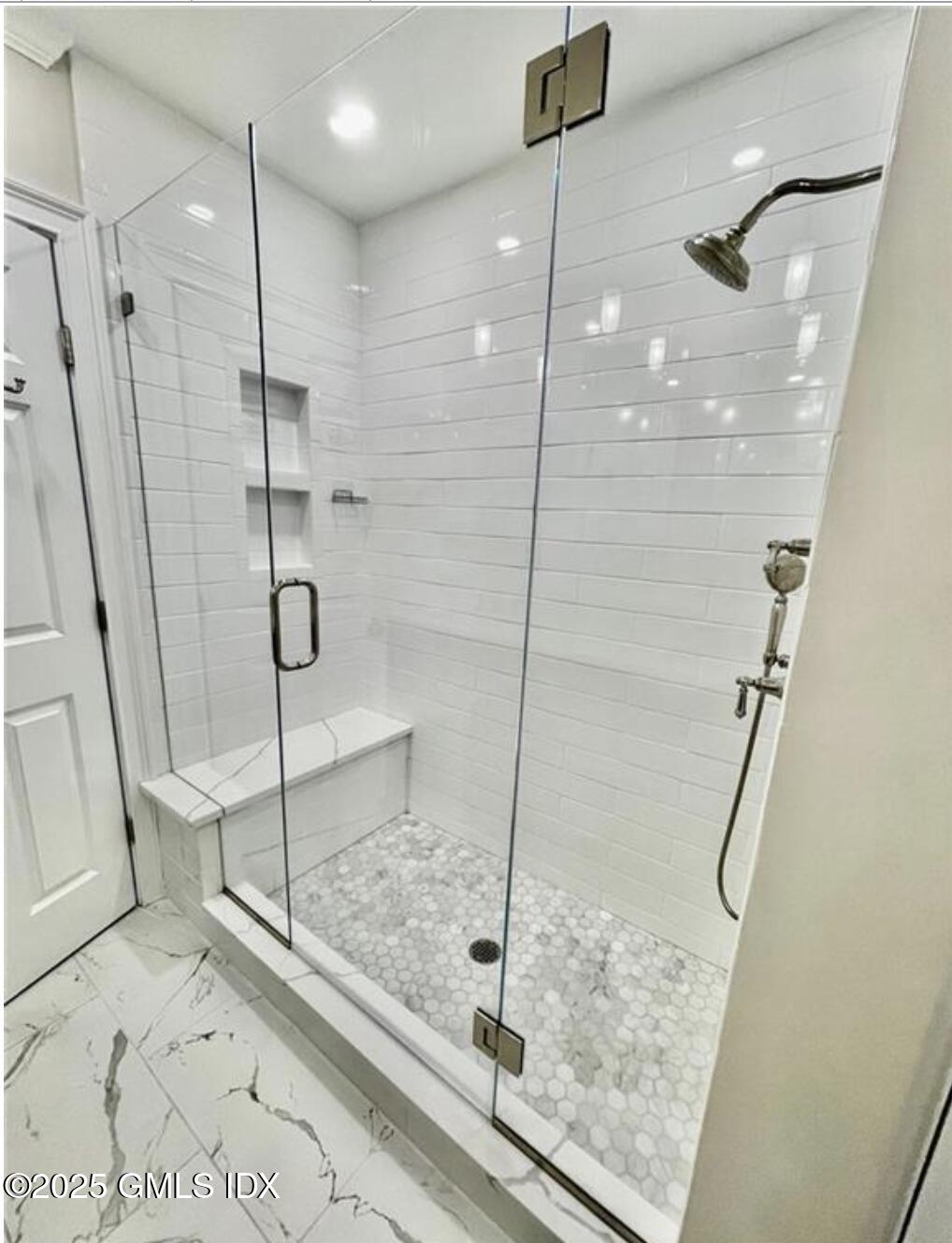 51 Forest Avenue, 44