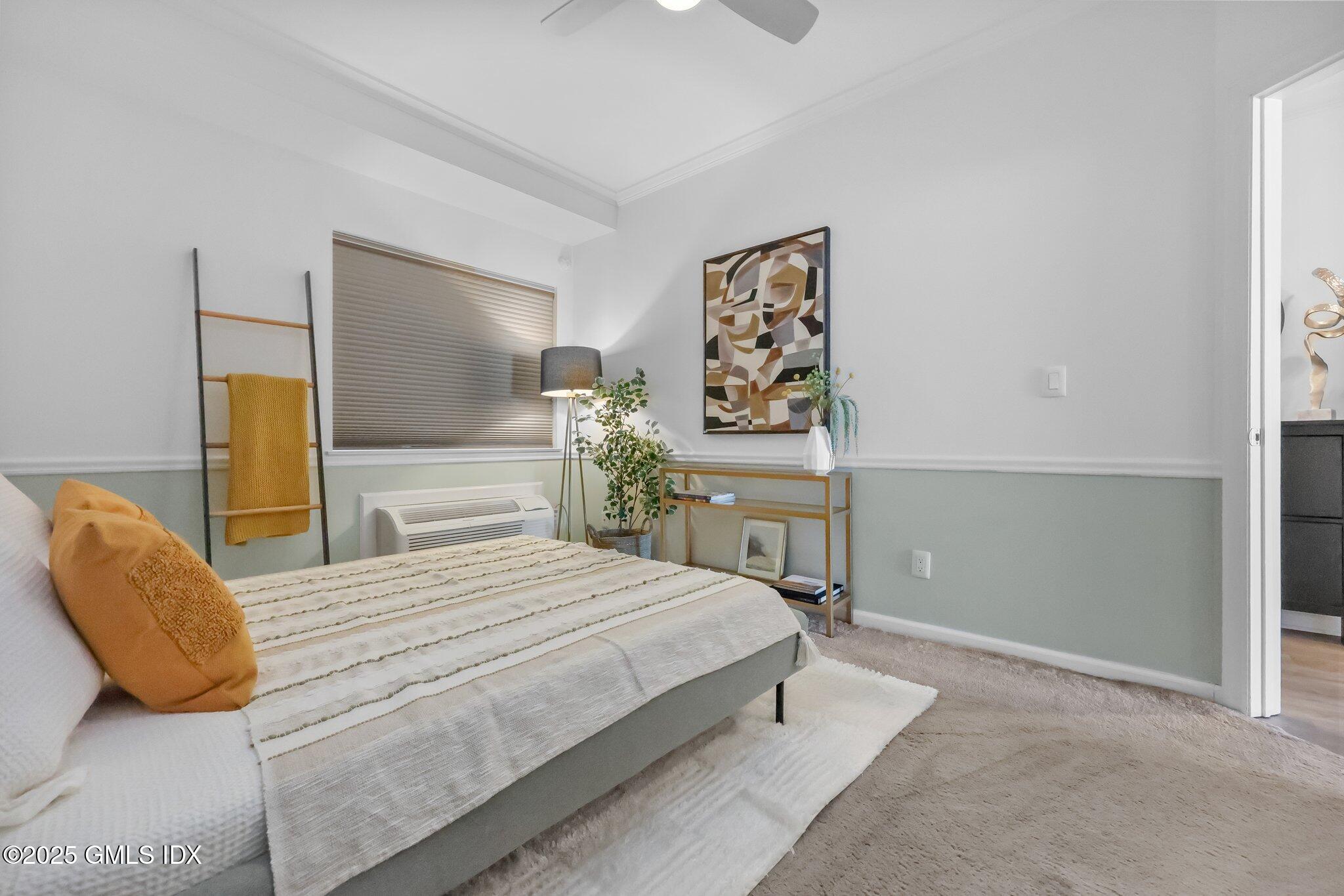 98 Southfield Avenue, 103