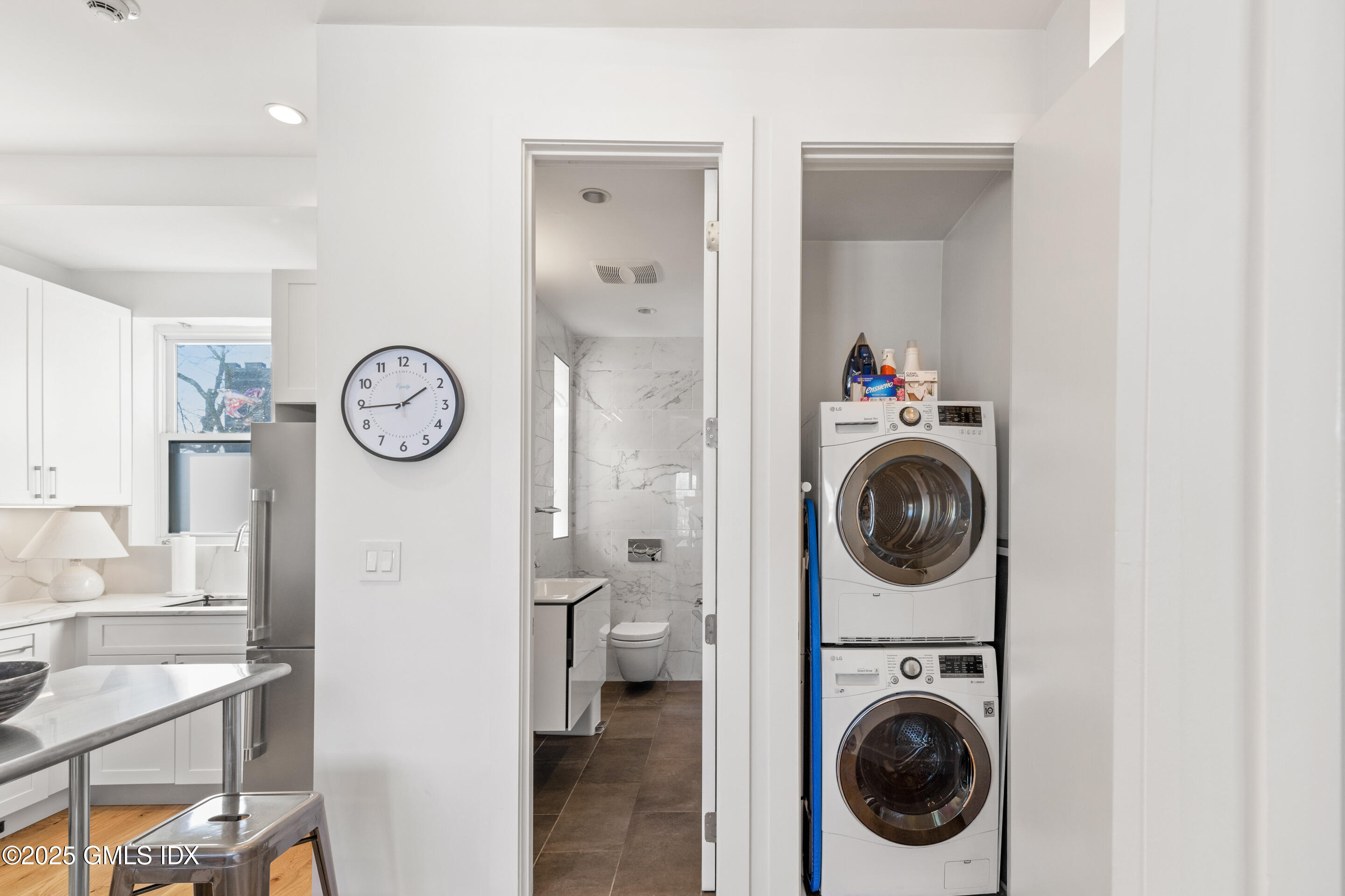 171 Greenwich Avenue Unit: 3B