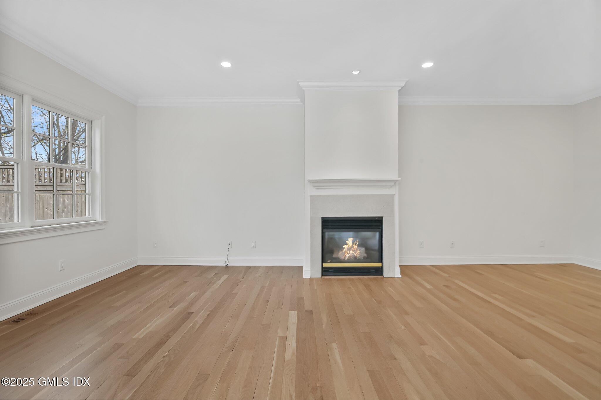 147 Holly Hill Lane, 9