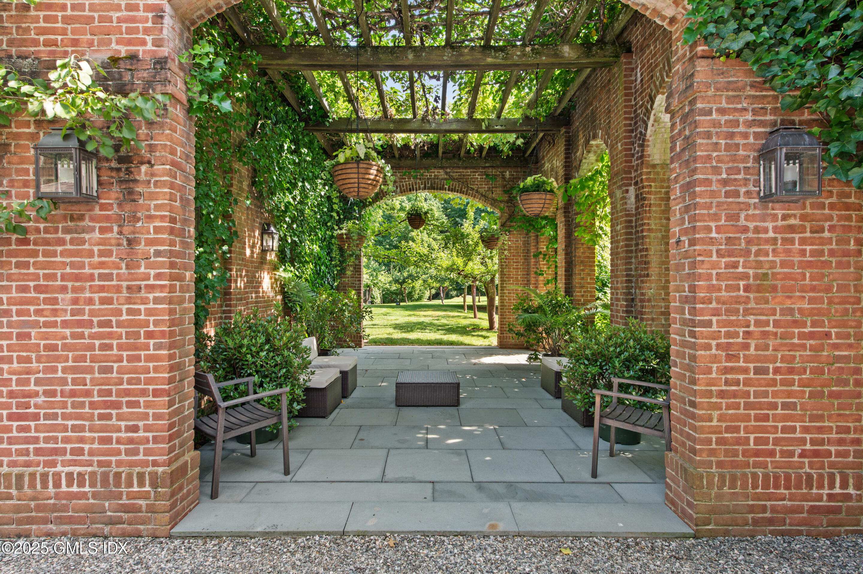 35 A Andrews Farm Road