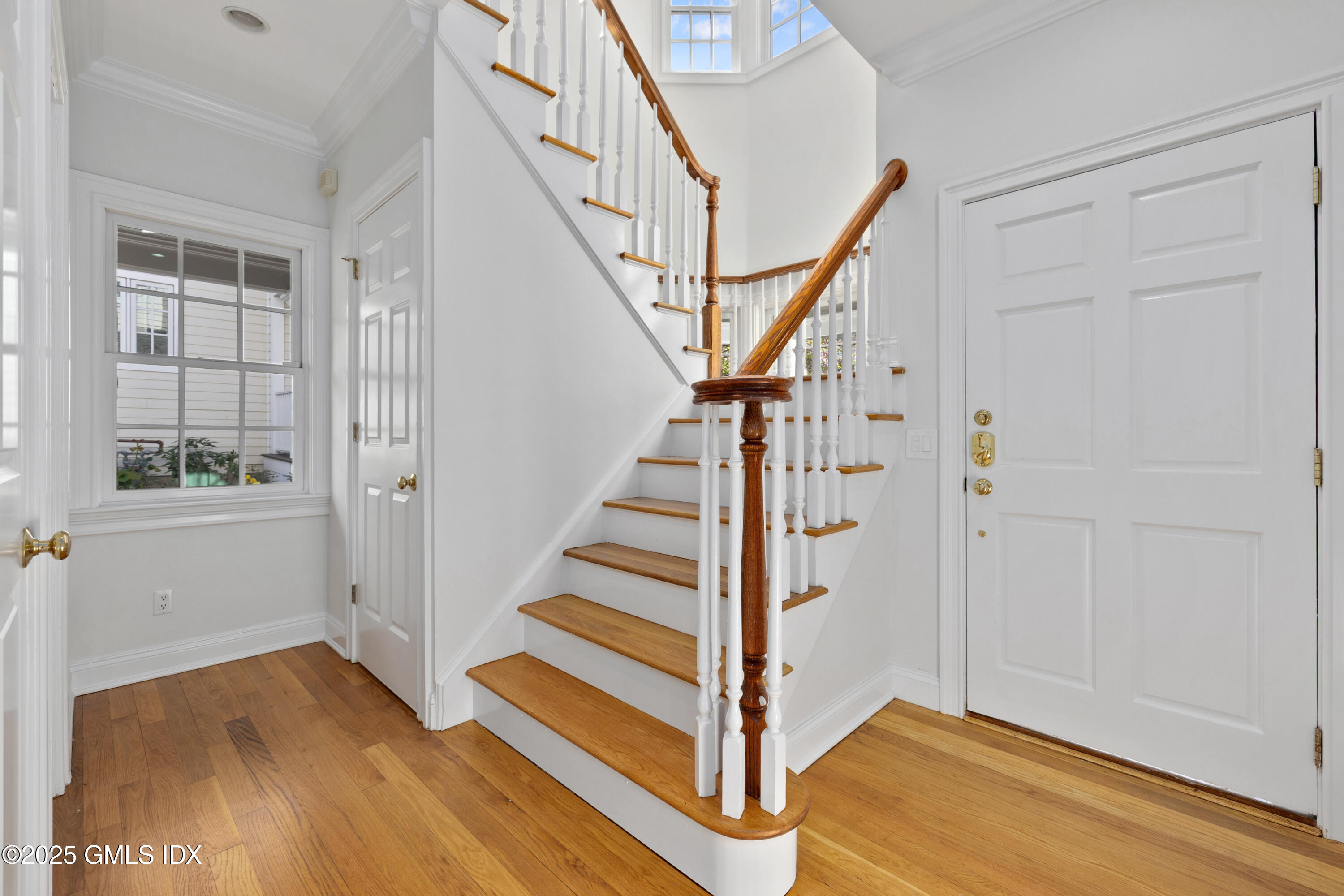 147 Holly Hill Lane, 2