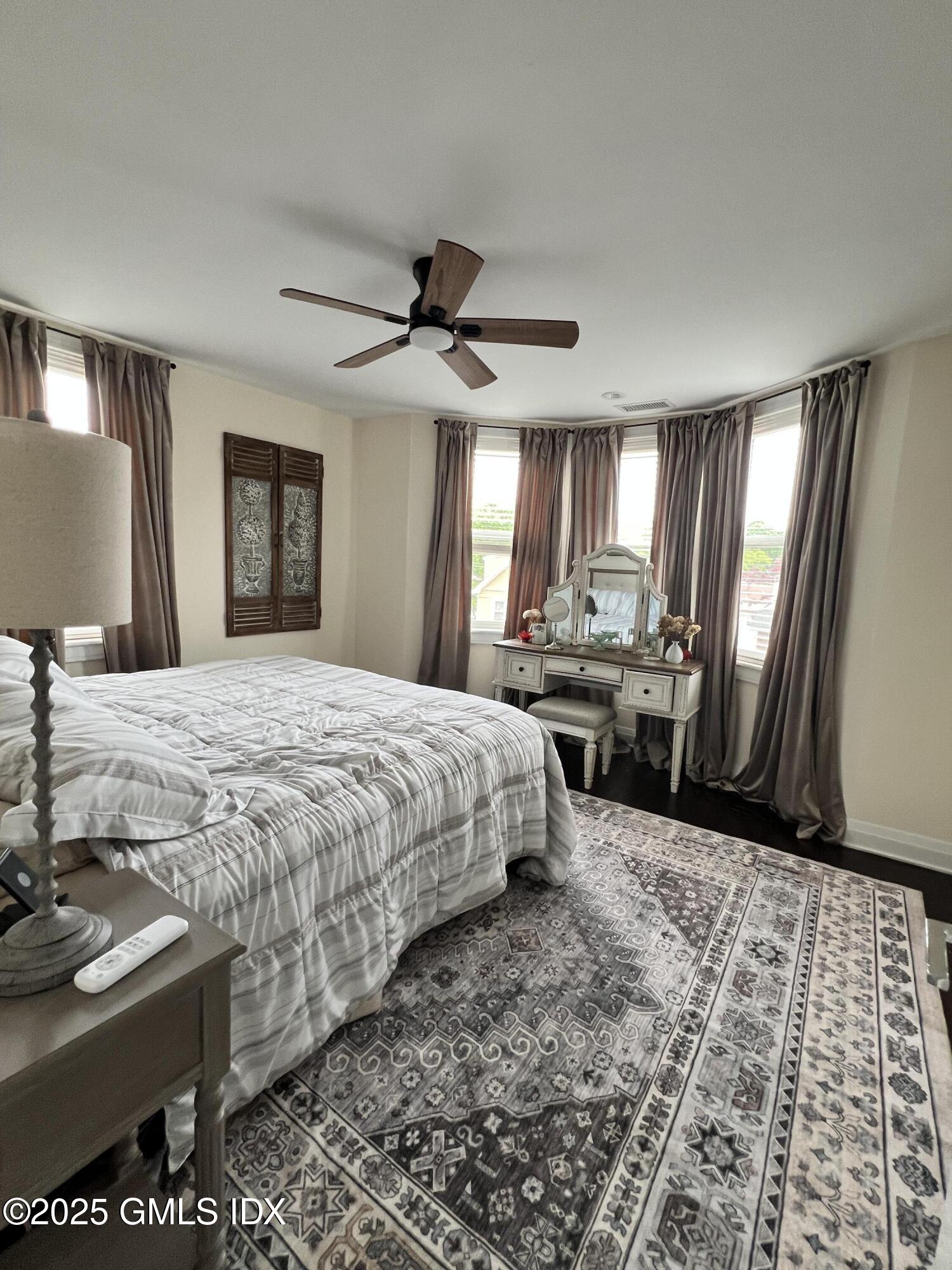 60 Oak Ridge Street, 3N