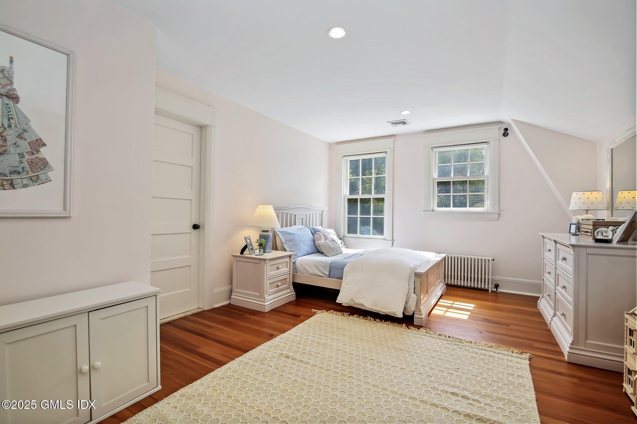 202 Mansfield Avenue