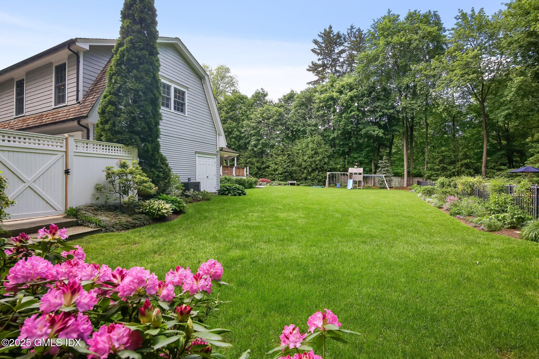 202 Mansfield Avenue