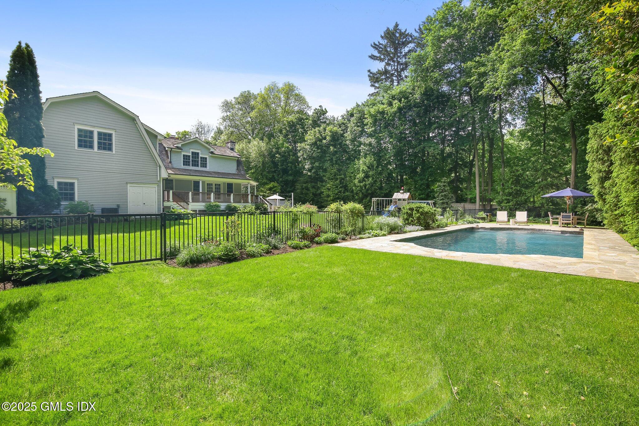 202 Mansfield Avenue