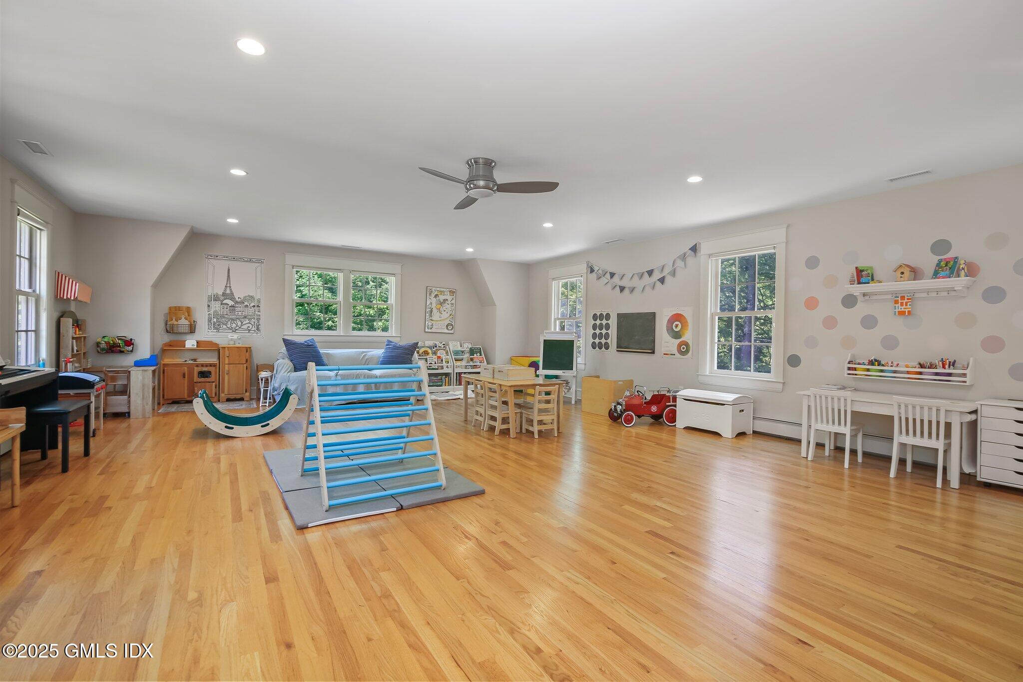 202 Mansfield Avenue