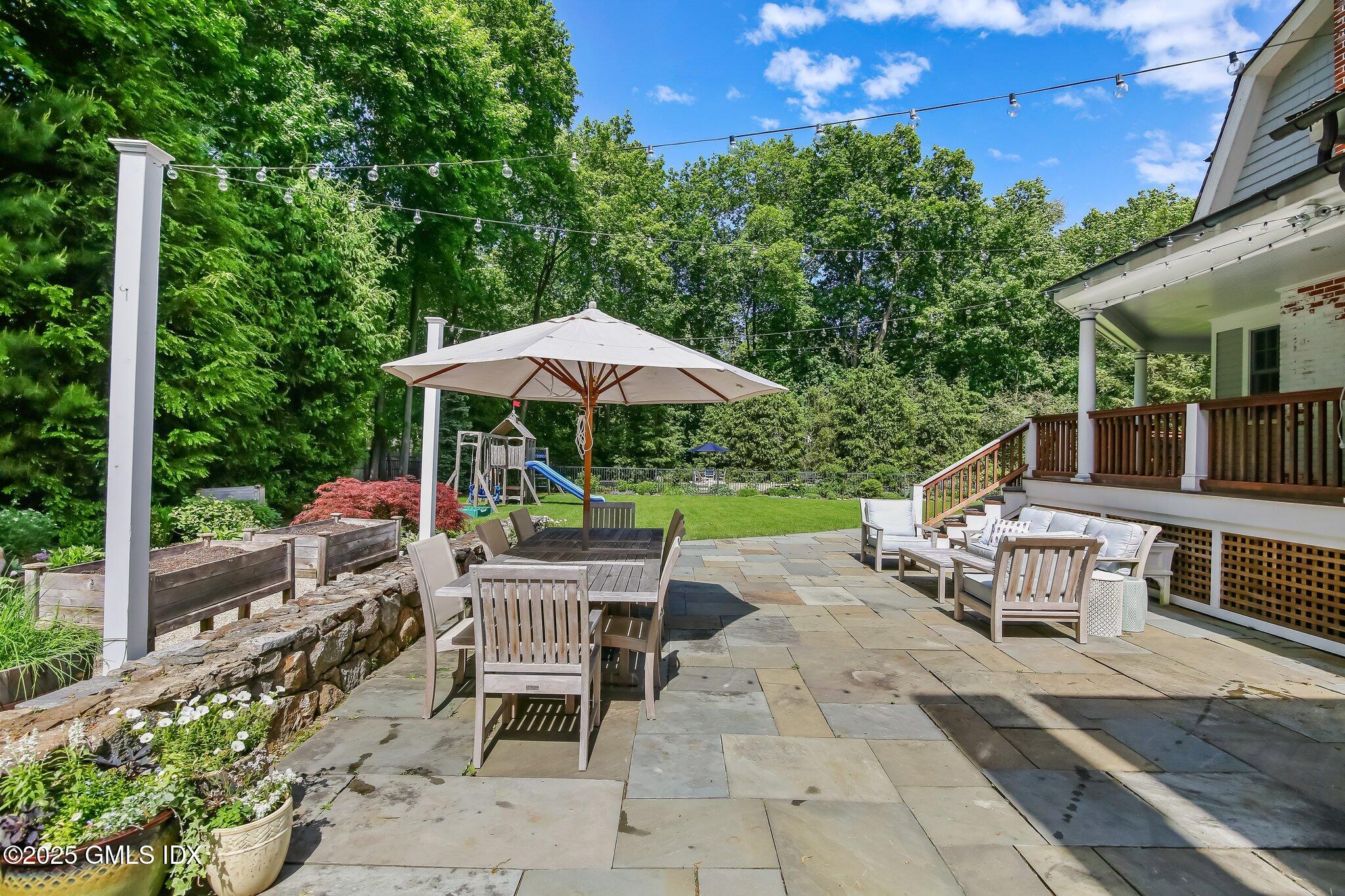 202 Mansfield Avenue