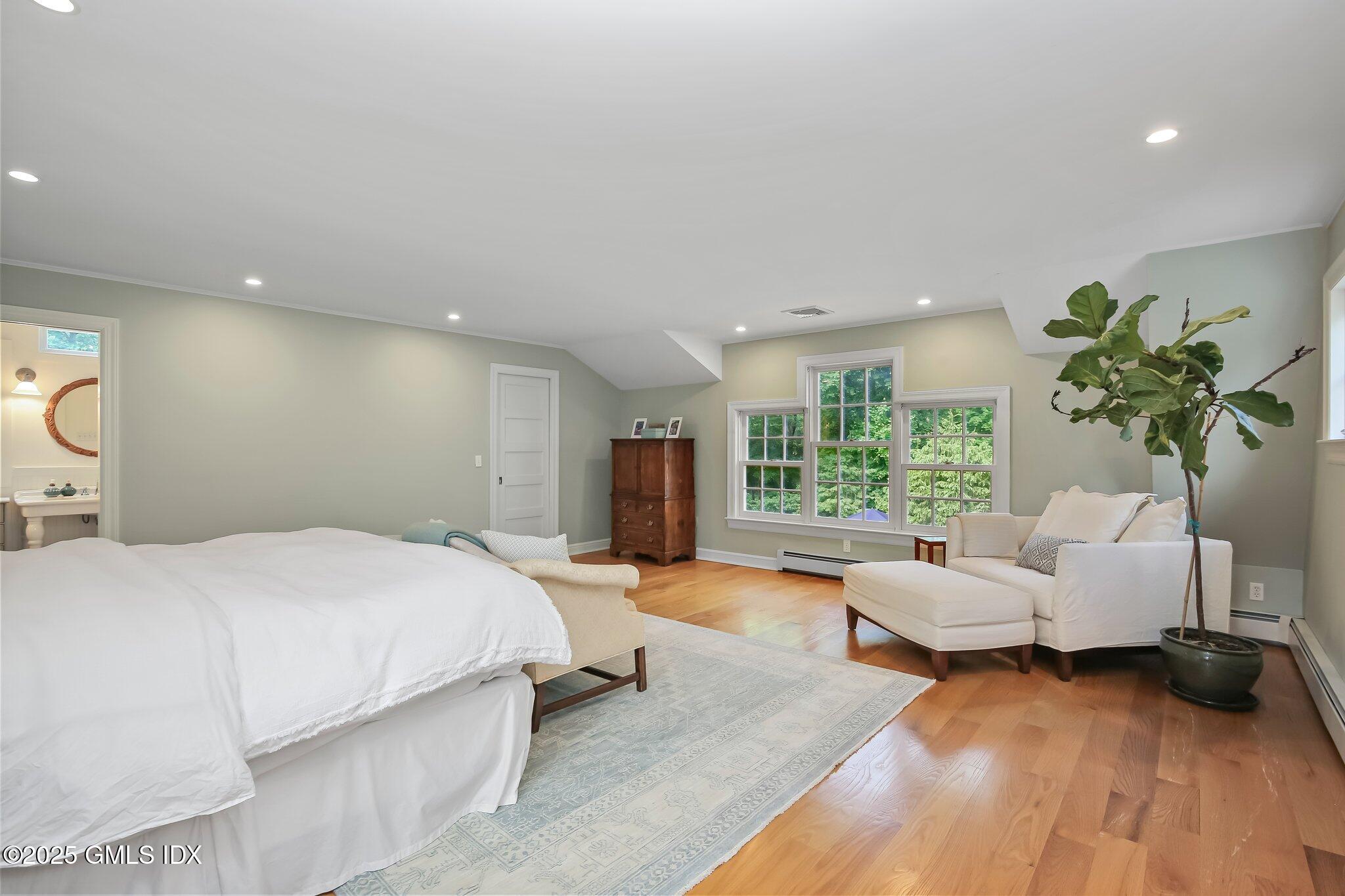 202 Mansfield Avenue