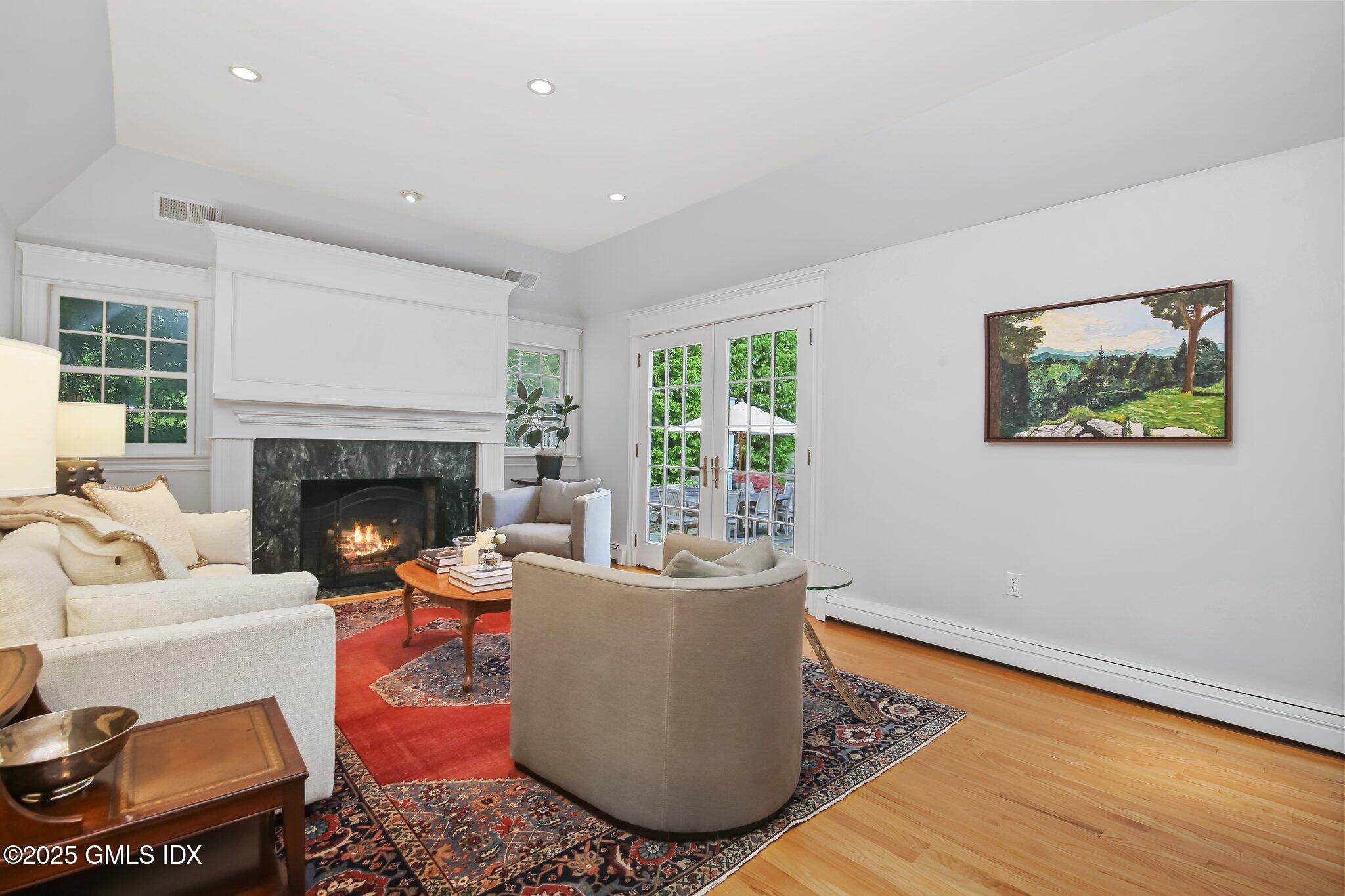 202 Mansfield Avenue