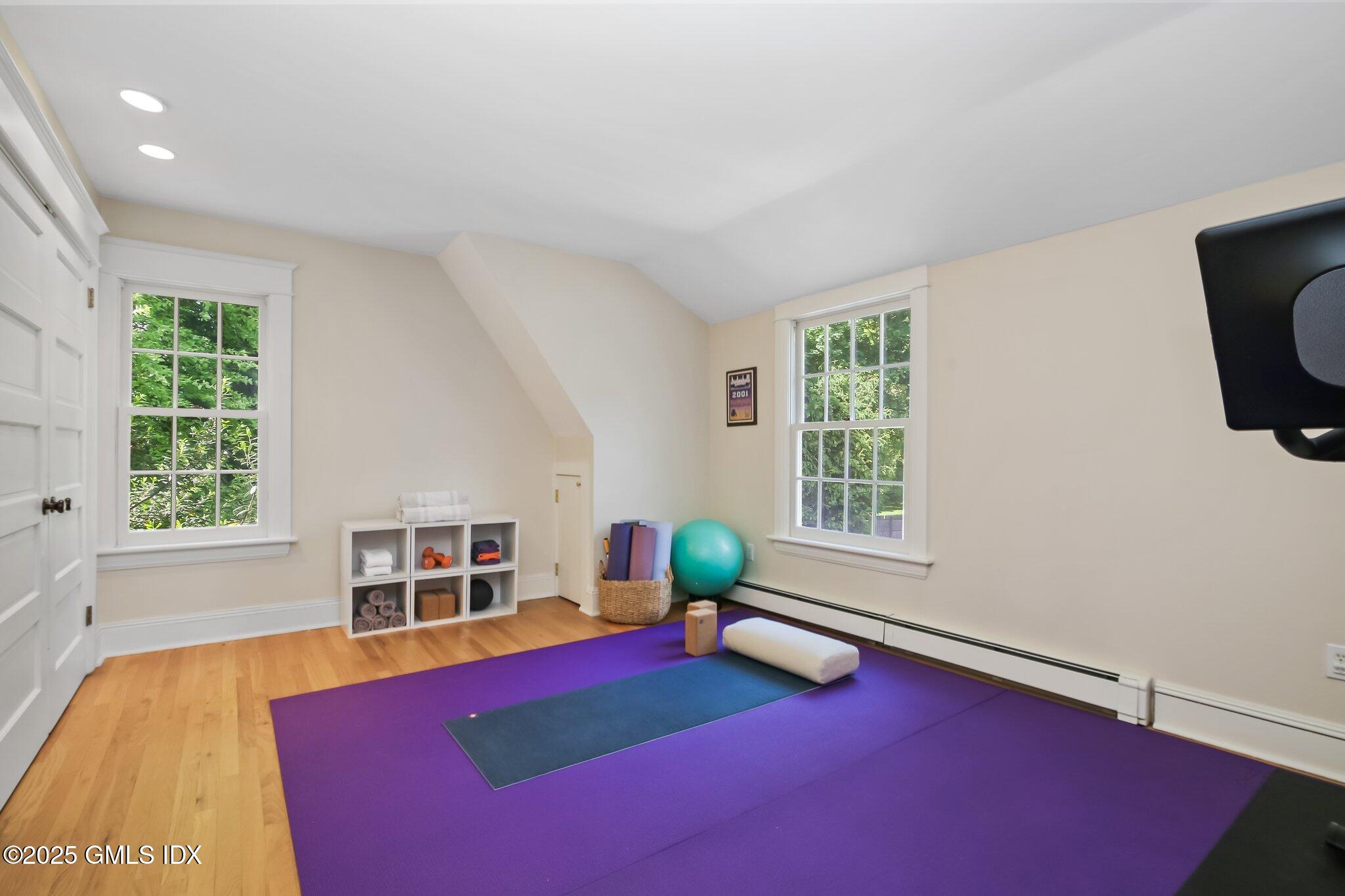 202 Mansfield Avenue