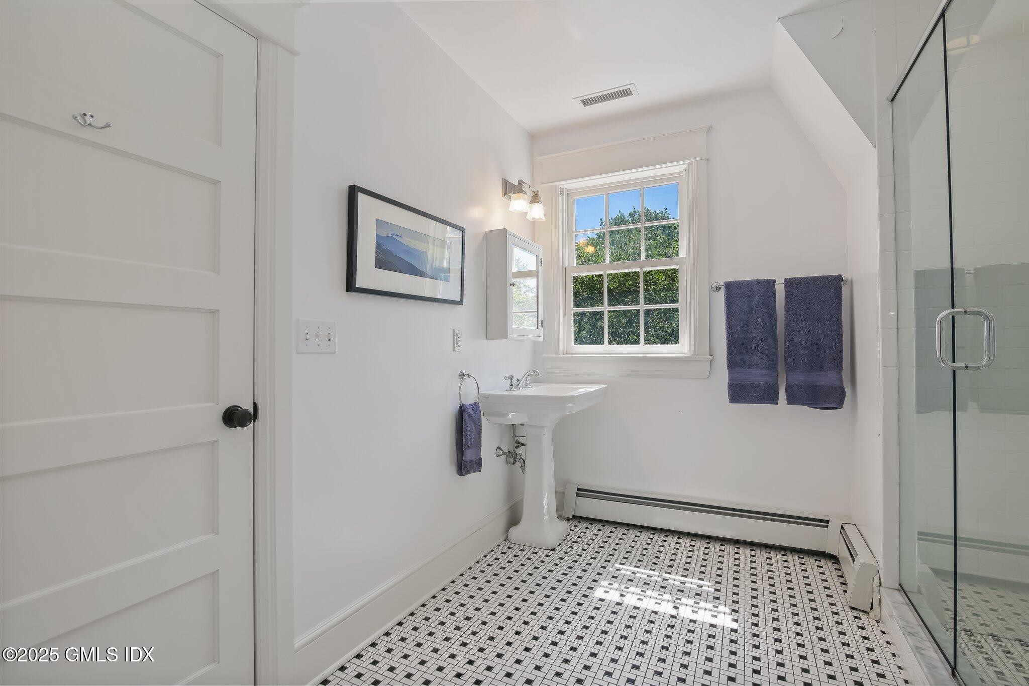 202 Mansfield Avenue