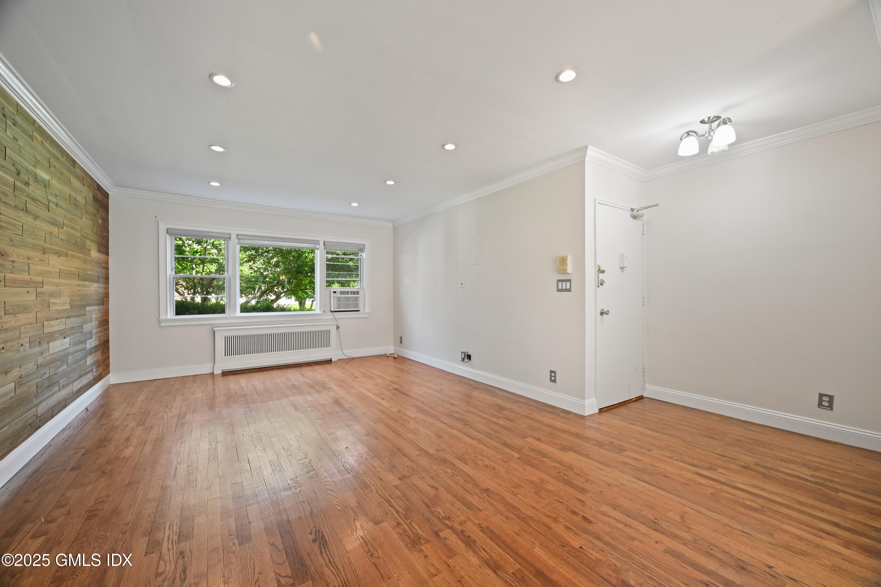 246 Glenbrook Road, 36B