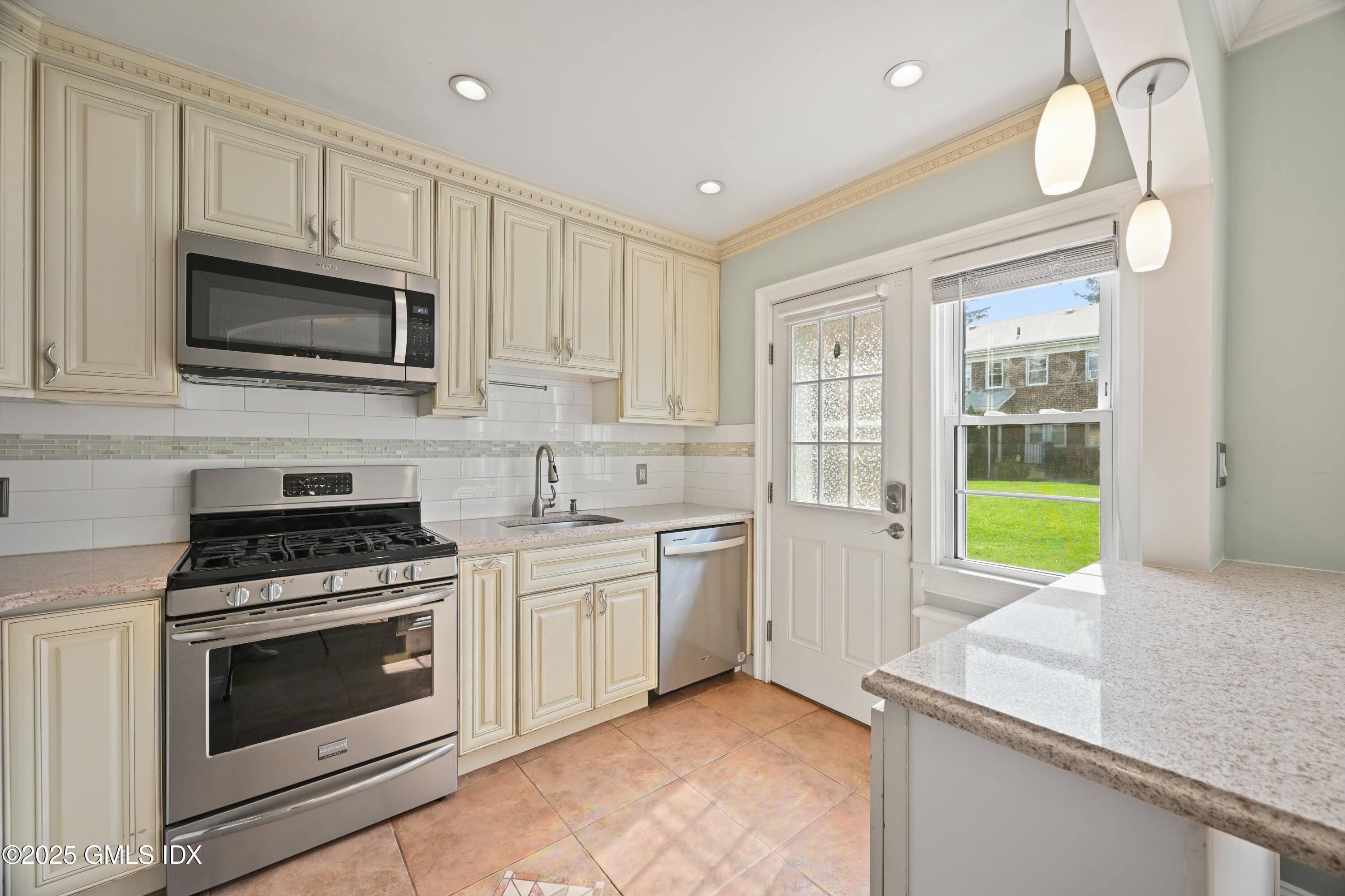 246 Glenbrook Road, 36B