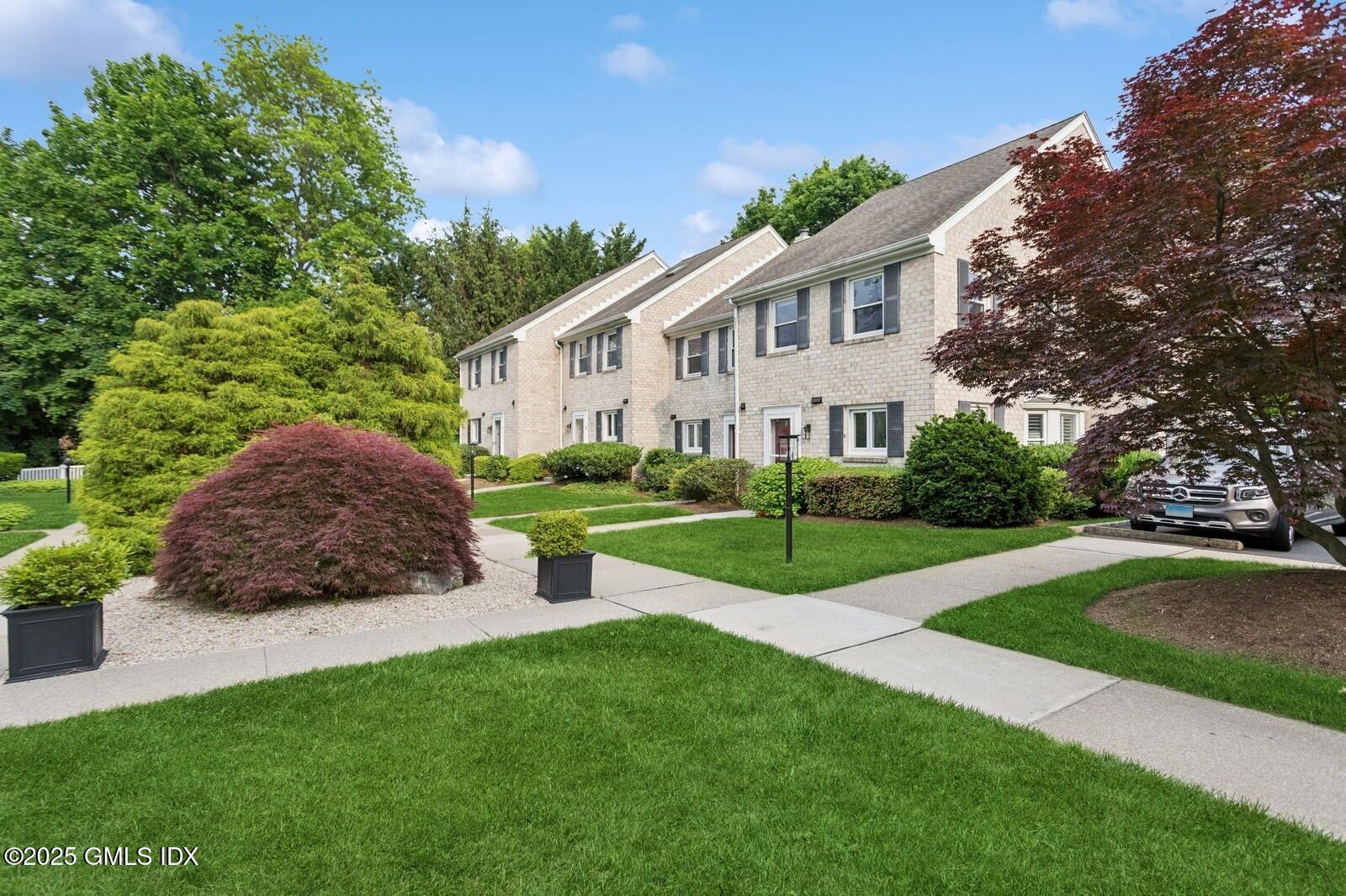 25 Indian Harbor Drive, 12