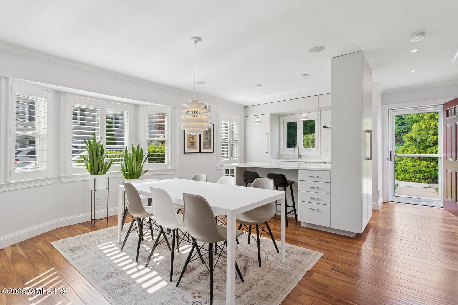 25 Indian Harbor Drive, 12