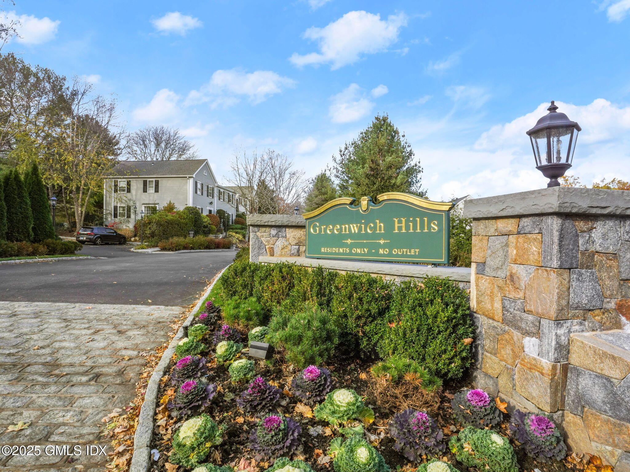 112 Greenwich Hills Drive