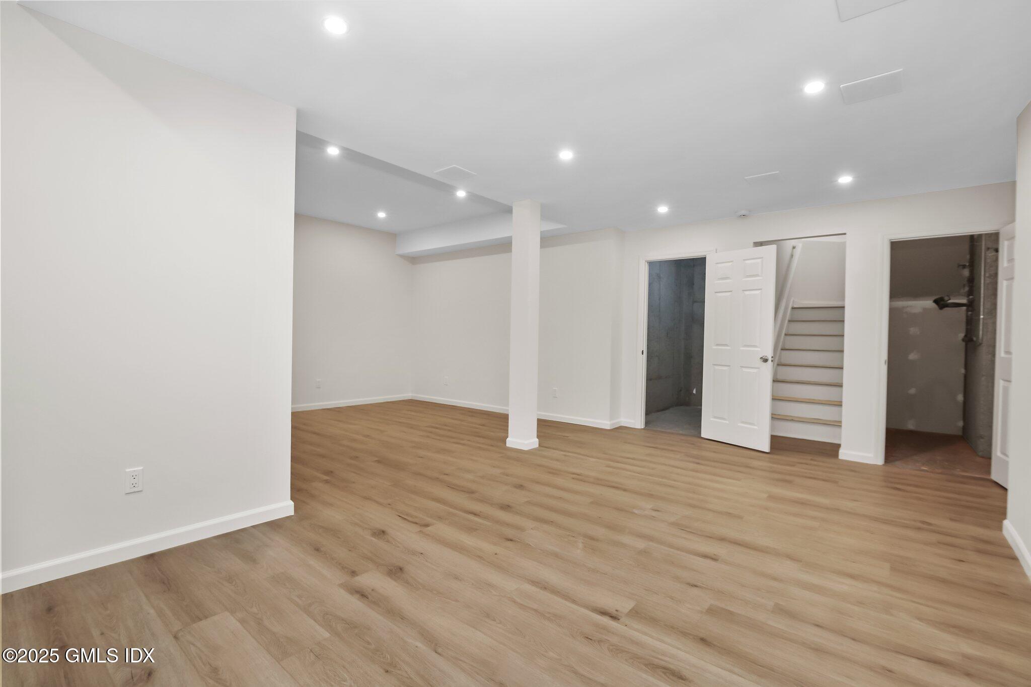 147 Holly Hill Lane, 7