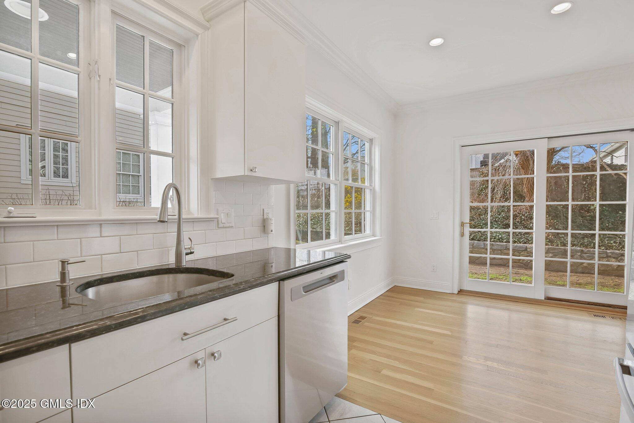 147 Holly Hill Lane, 7