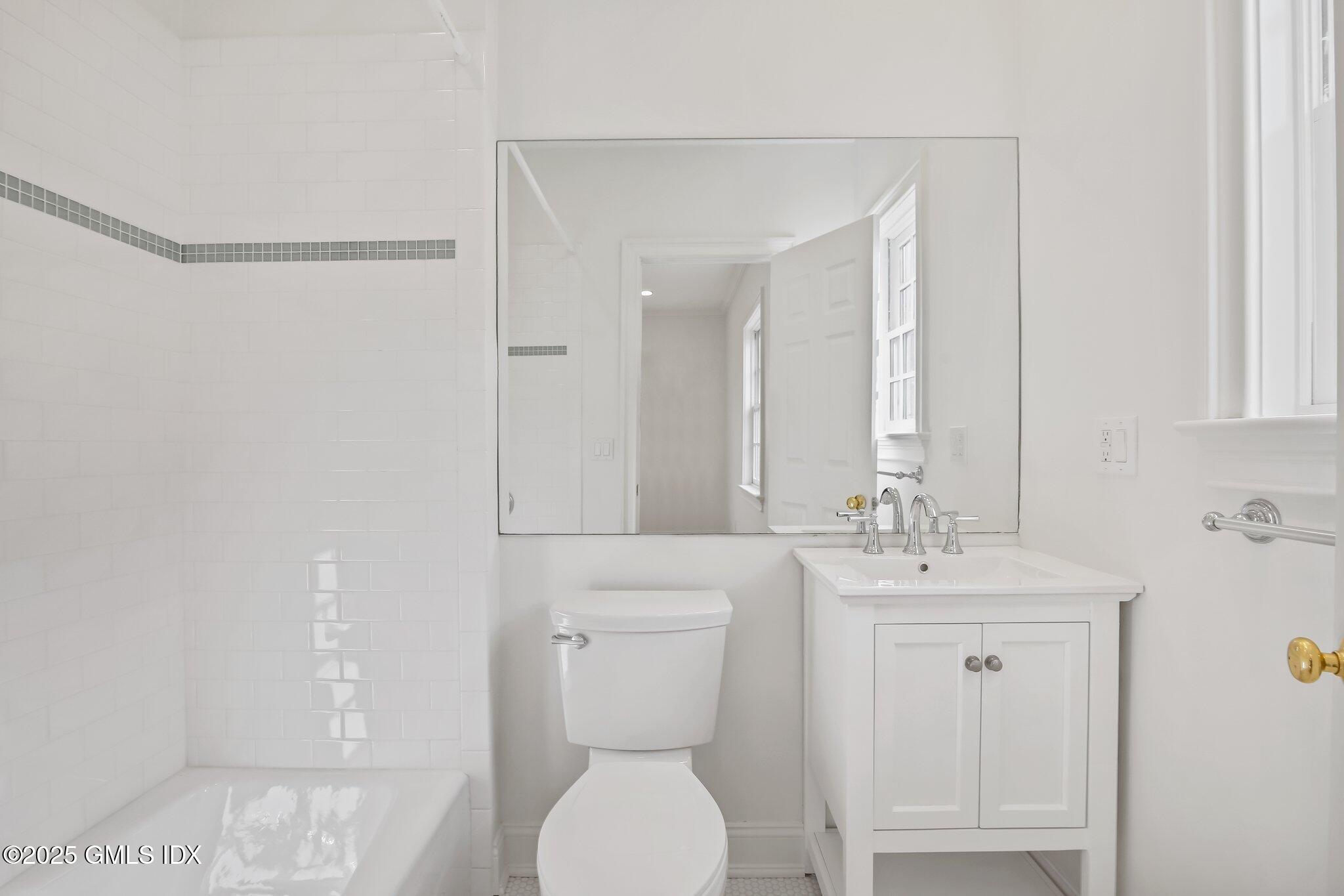 147 Holly Hill Lane, 7