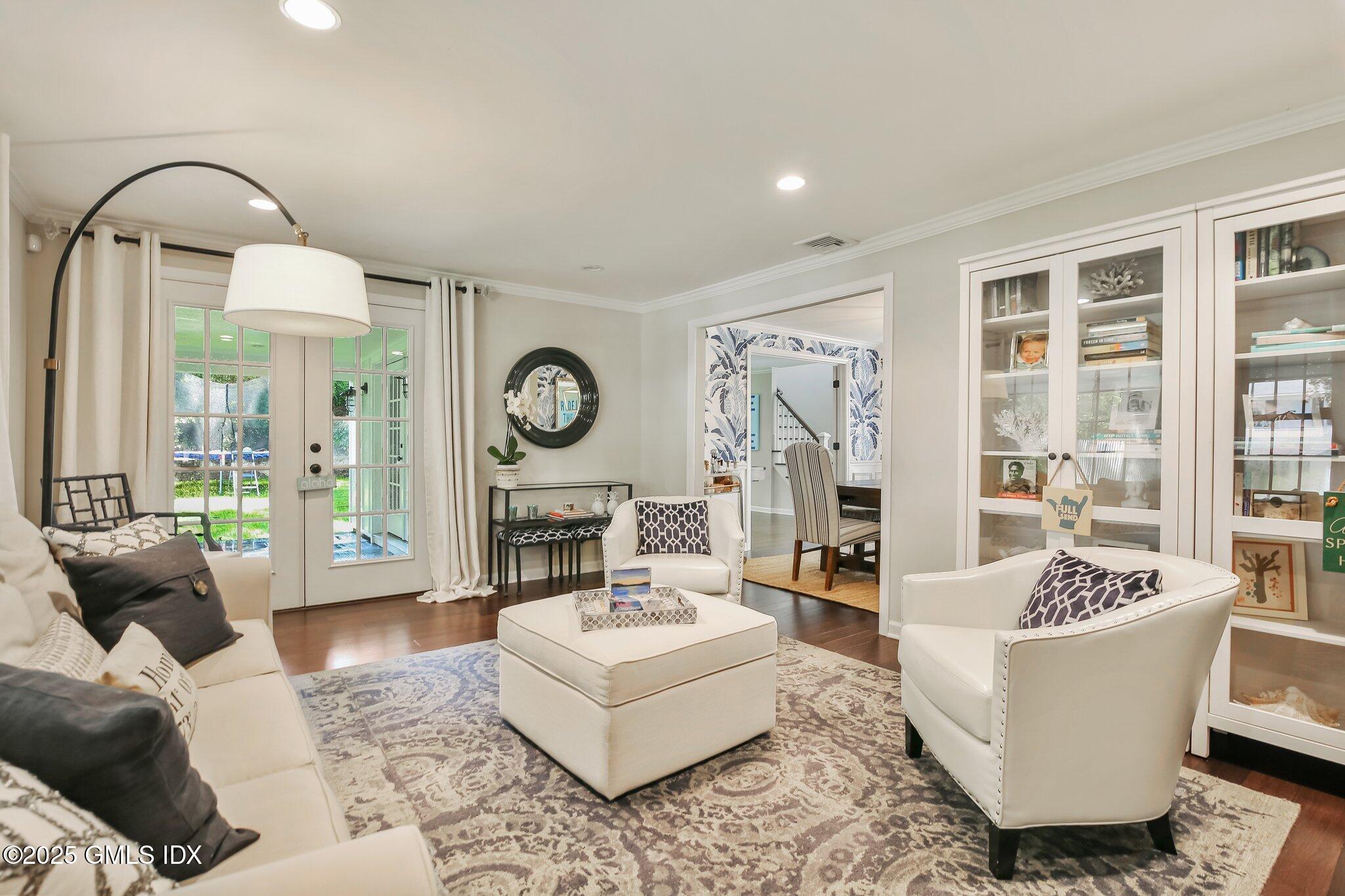 16 Split Timber Place