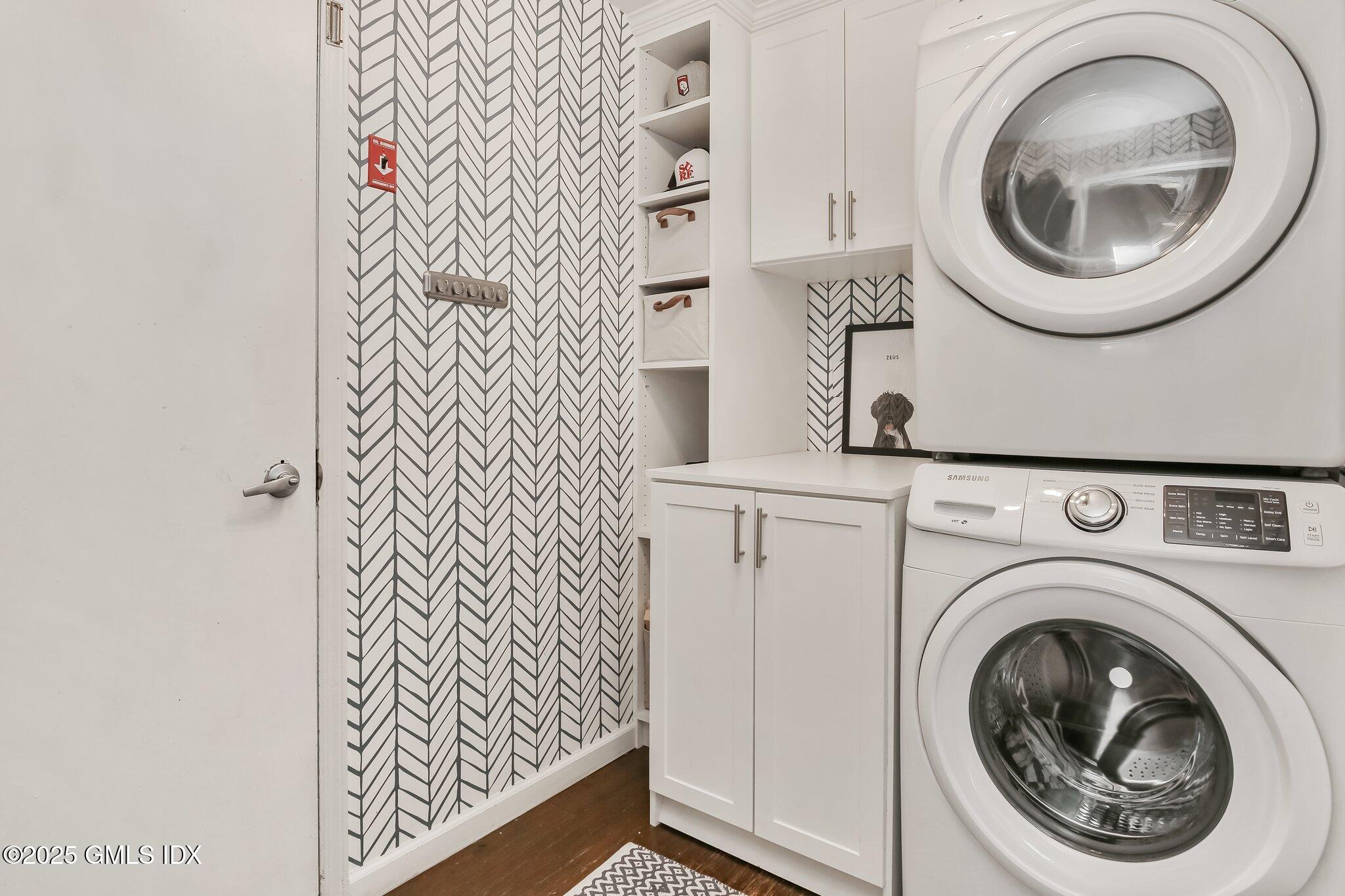 16 Split Timber Place