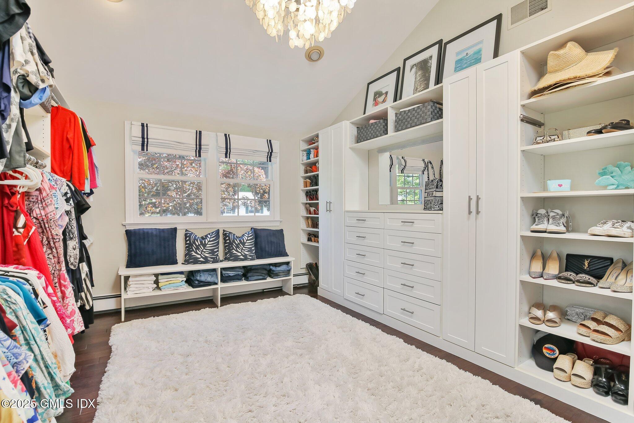 16 Split Timber Place