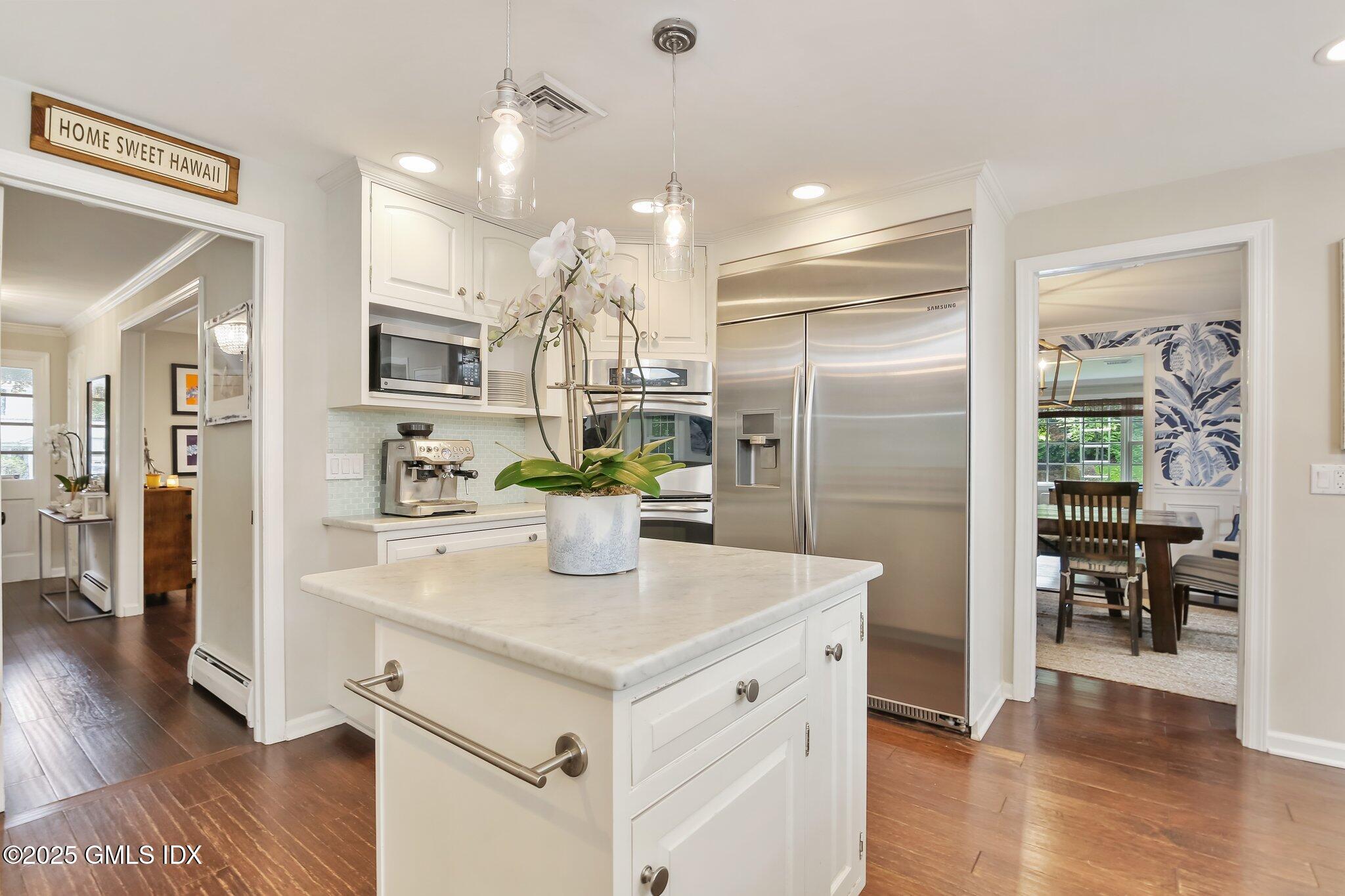 16 Split Timber Place