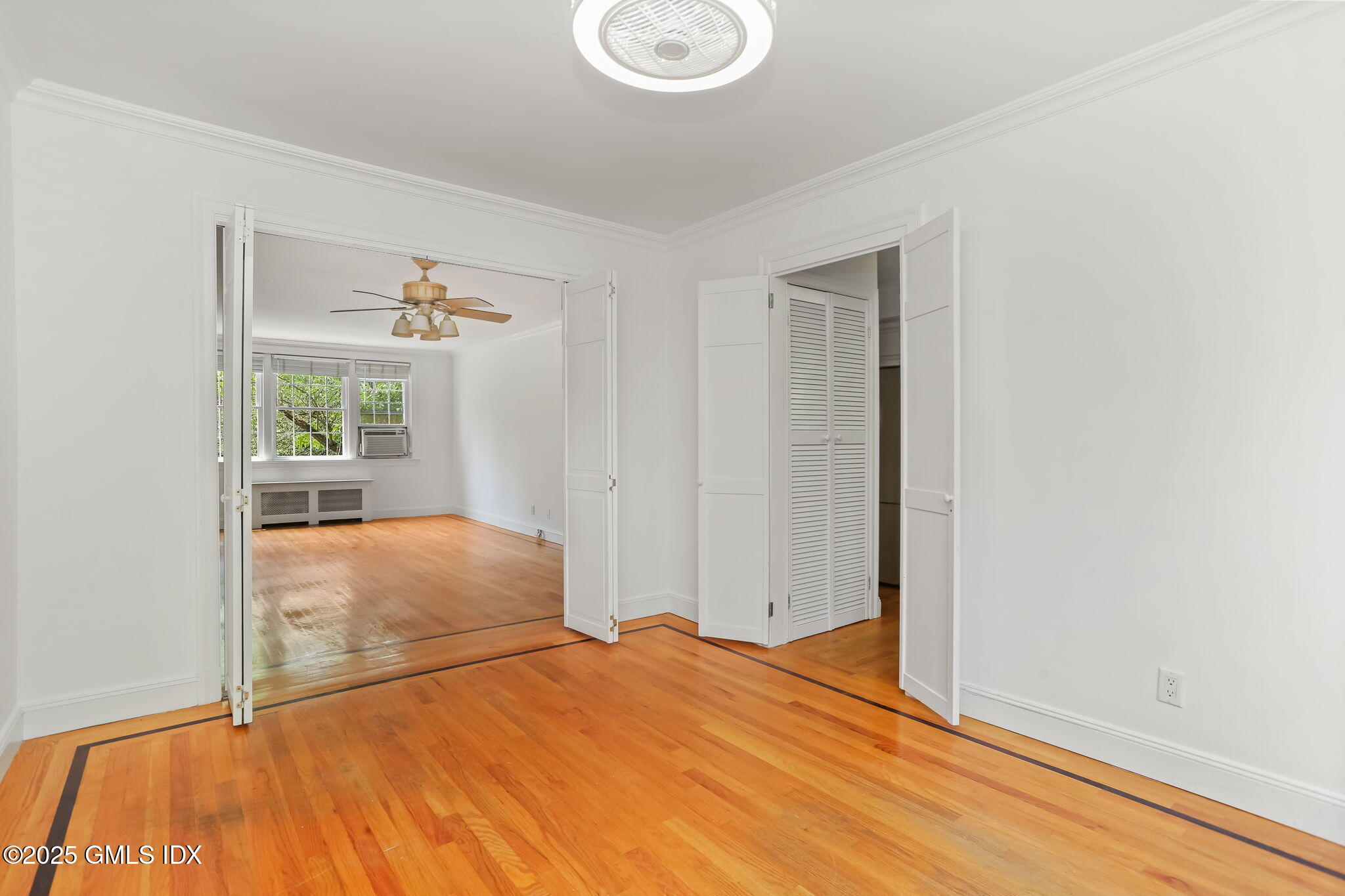 114 Putnam Park, 114