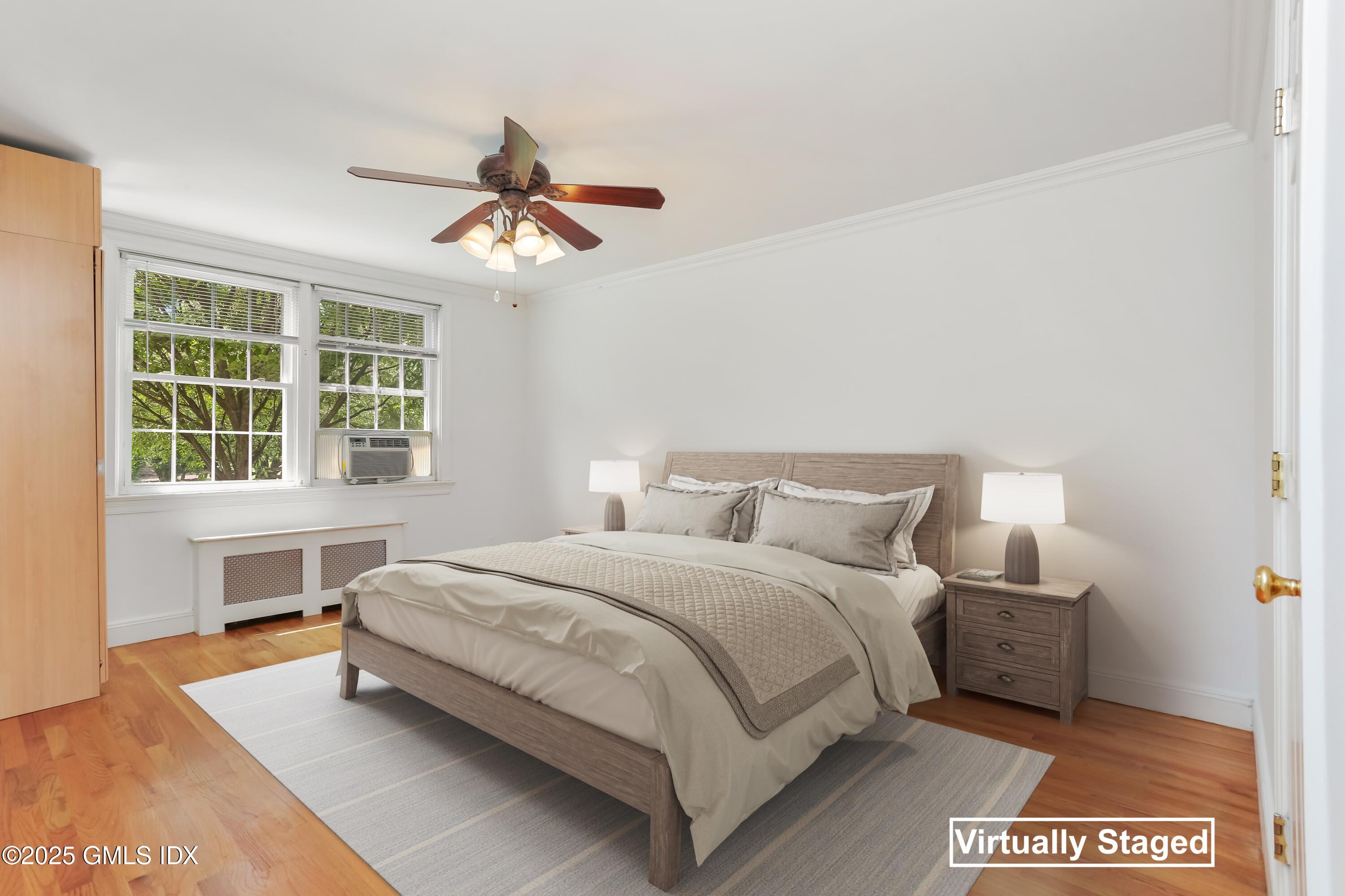 114 Putnam Park, 114